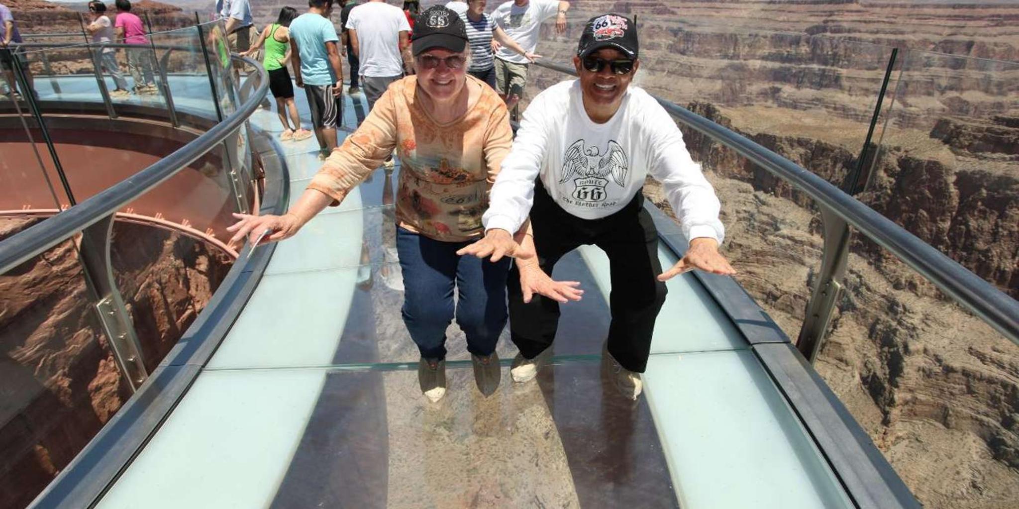 Grand Canyon West Skywalk Tour - Image 4