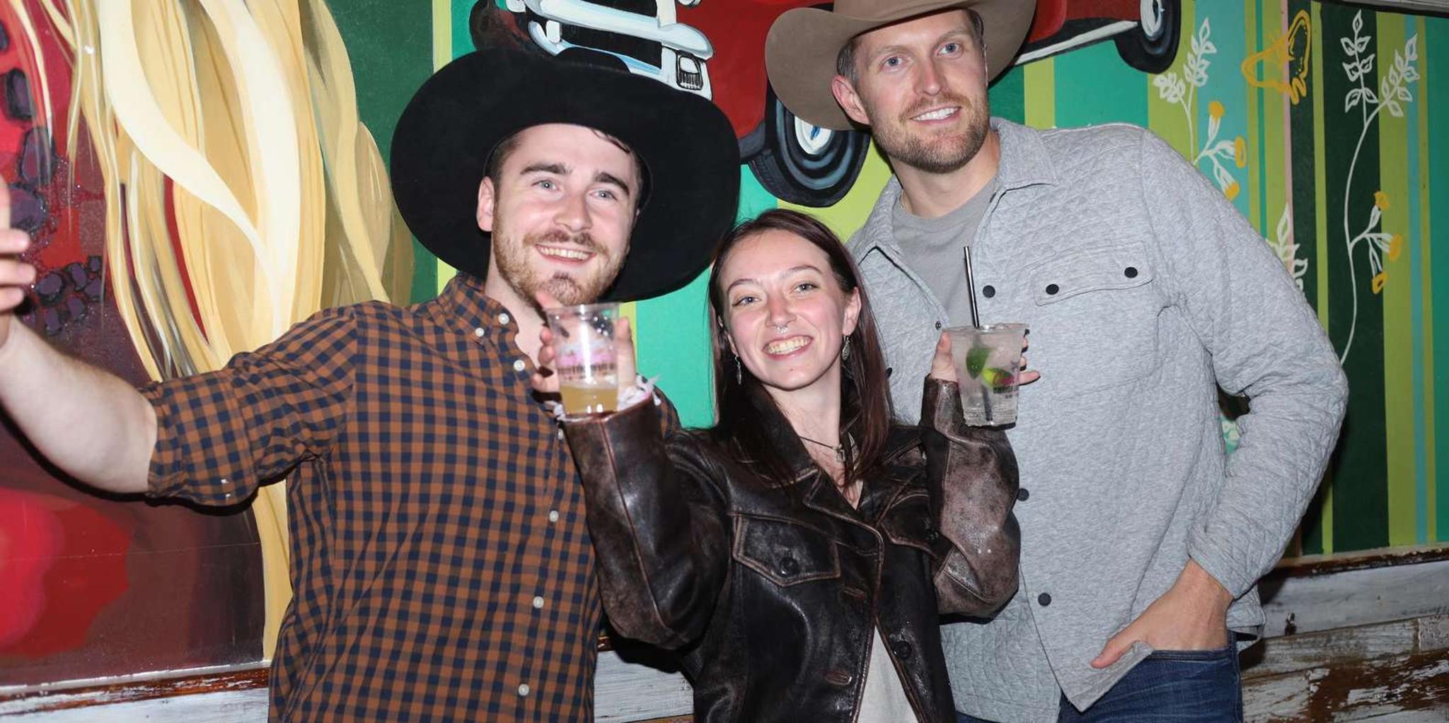 Nashville Broadway Bar Crawl - Image 4