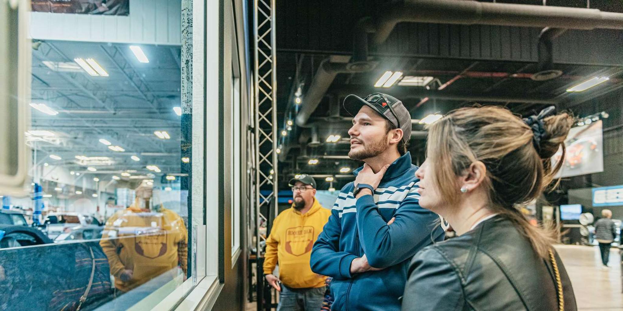 Las Vegas Car Showrooms and Restoration Tour - Image 3