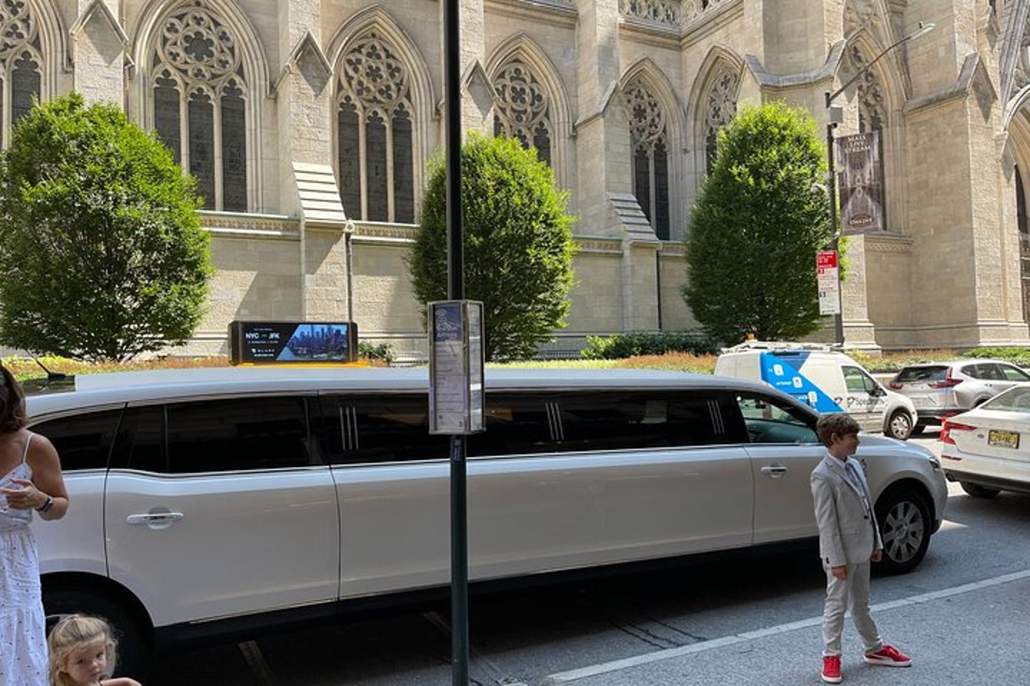 New York City Limo Tour to Woodbury Common - Image 3