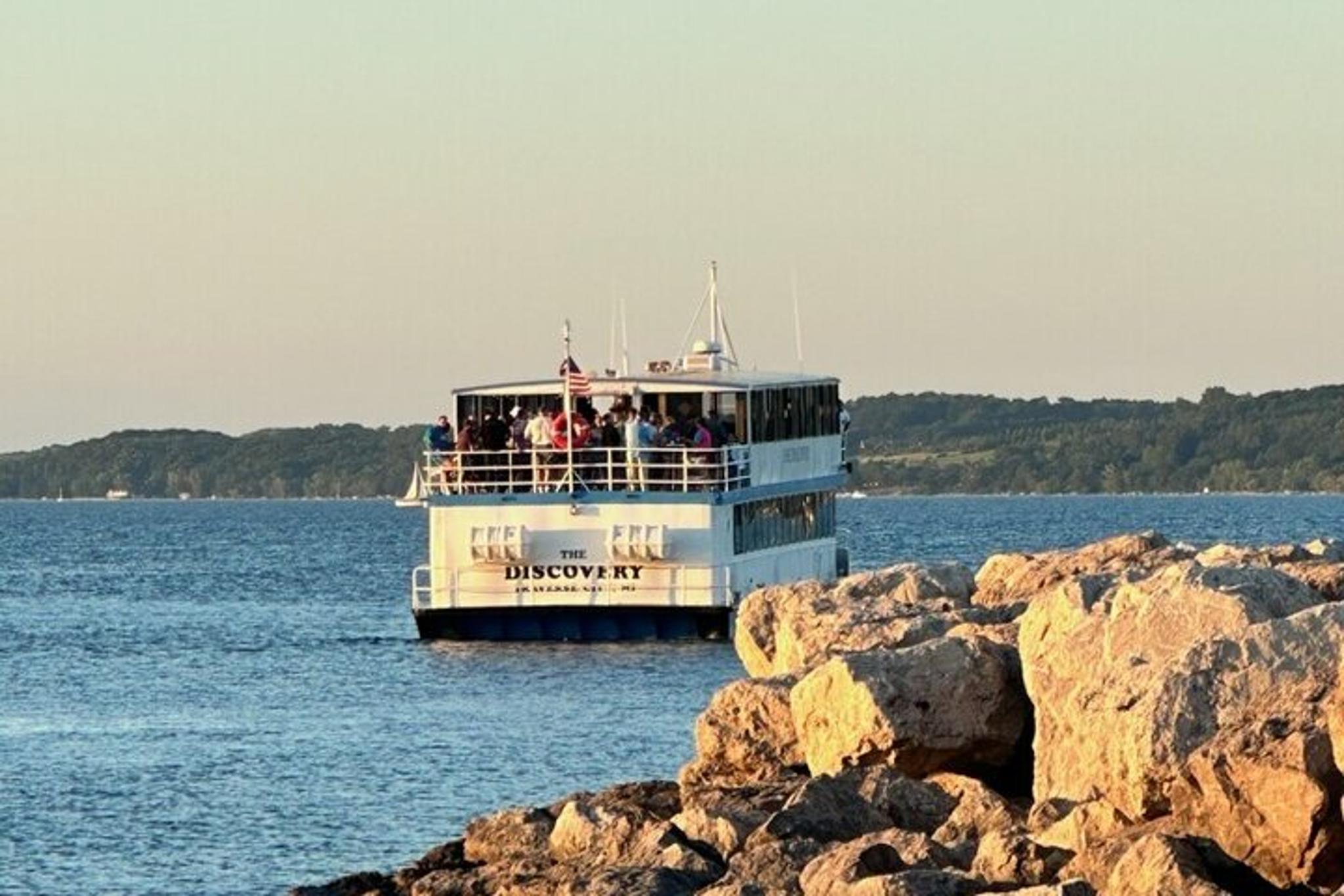 Traverse City Bay Cruise - Image 5