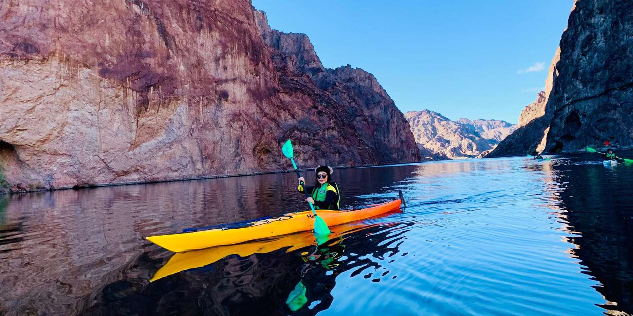 Las Vegas Hoover Dam Kayak Tour and Hike - Image 3