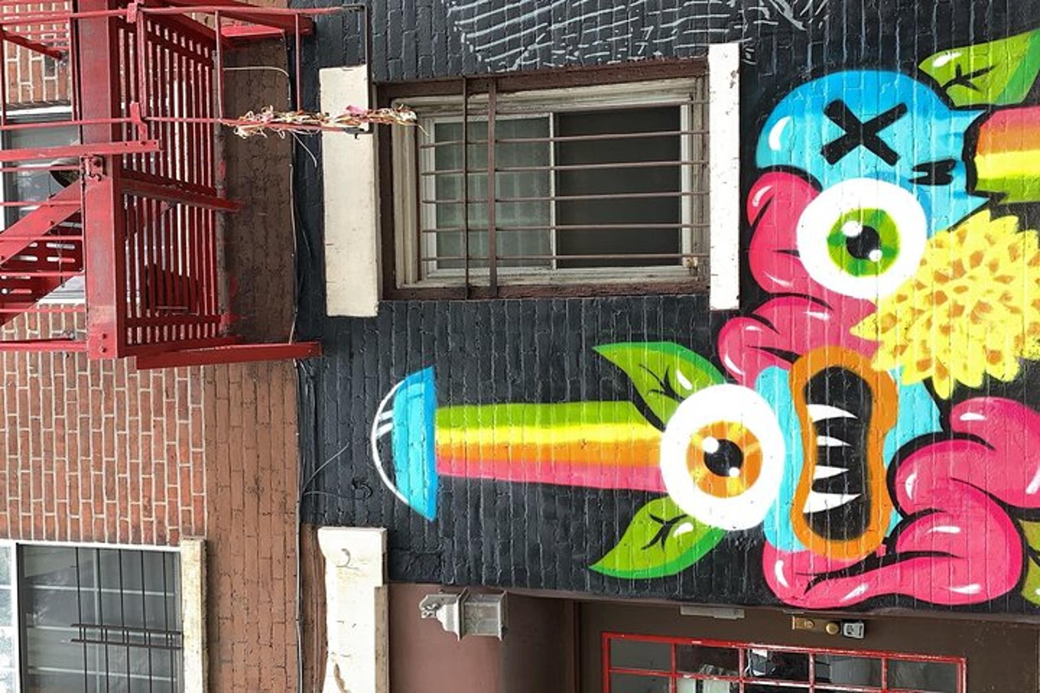 Bronx Walking Tour with French Guide - Image 3