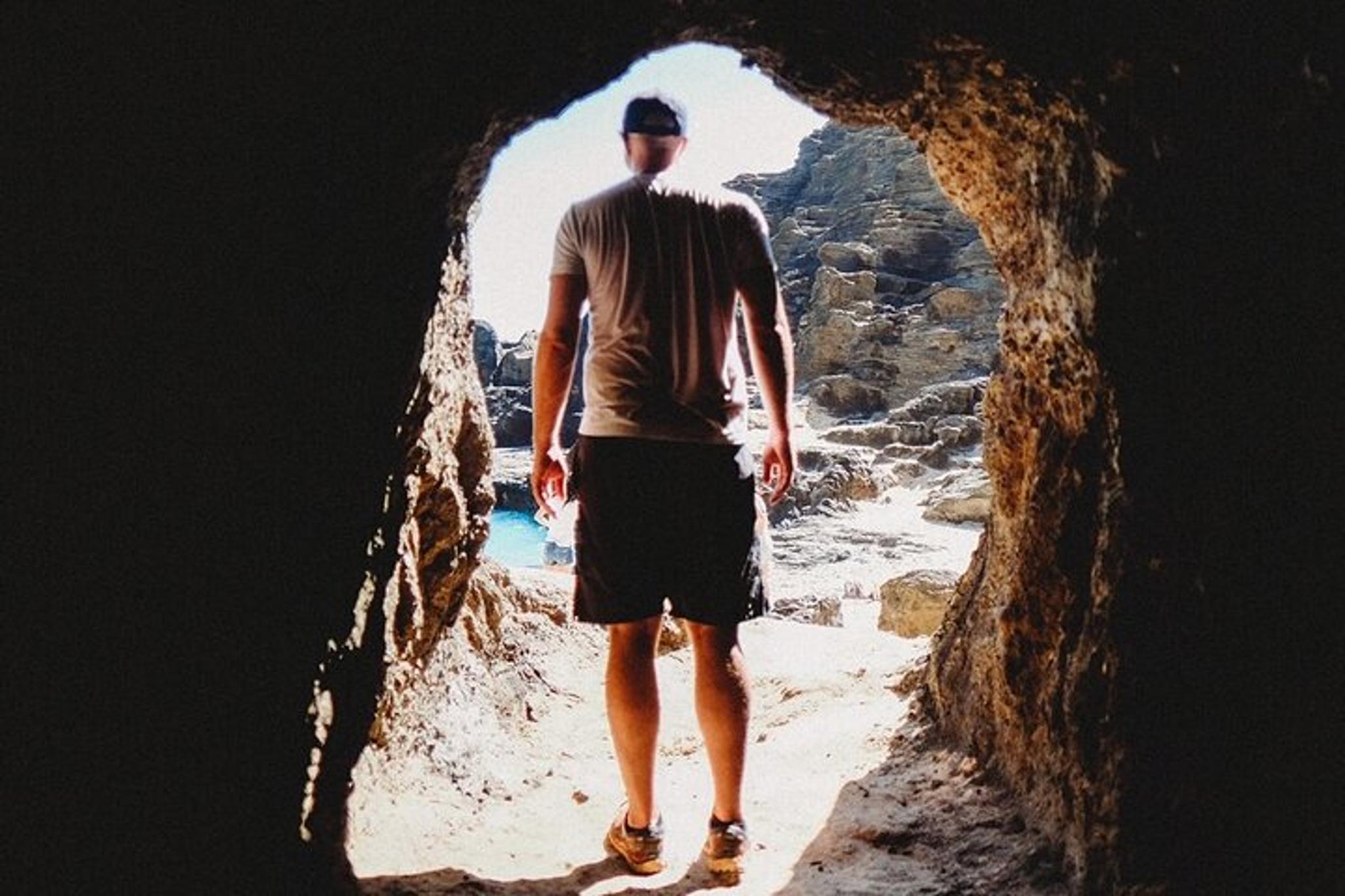 East Side Hike and Beach Tour - Image 4