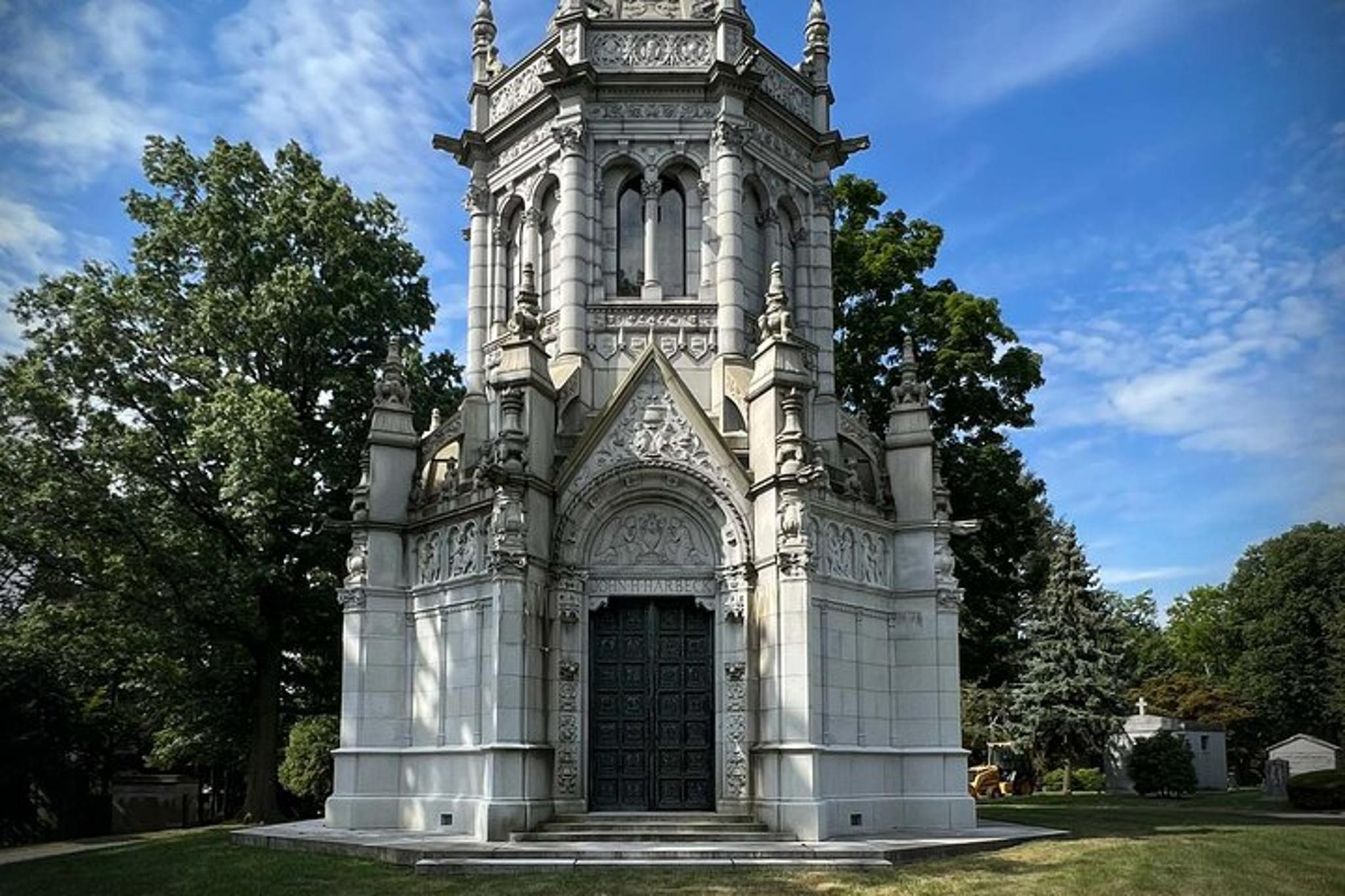 New York Woodlawn Cemetery Self-Guided Audio Tour - Image 4