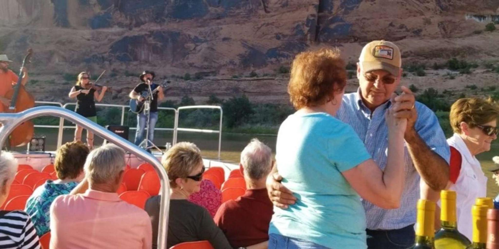 Moab Colorado River Jet Boat Tour with Dinner - Image 6