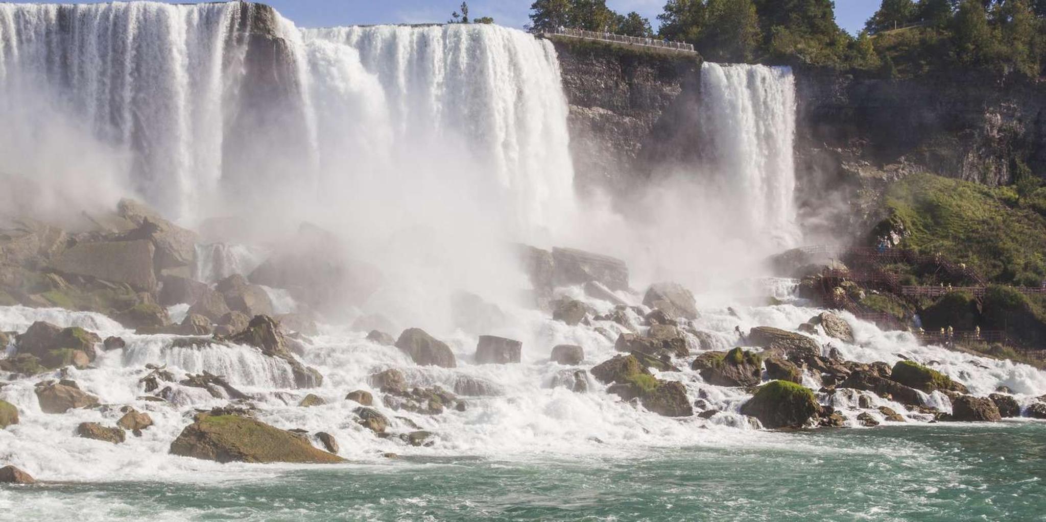 Niagara Falls Maid of the Mist and Cave of the Winds Tour - Image 4