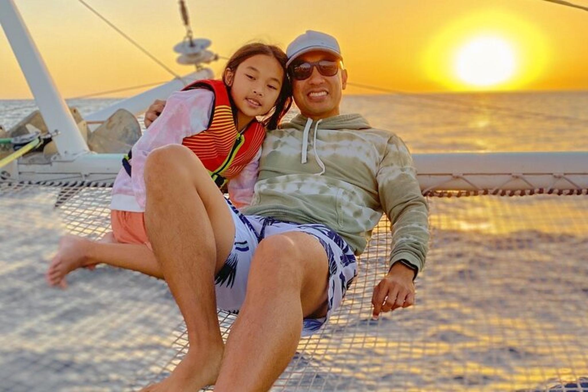Waikiki Catamaran Sunset Sail - Image 4