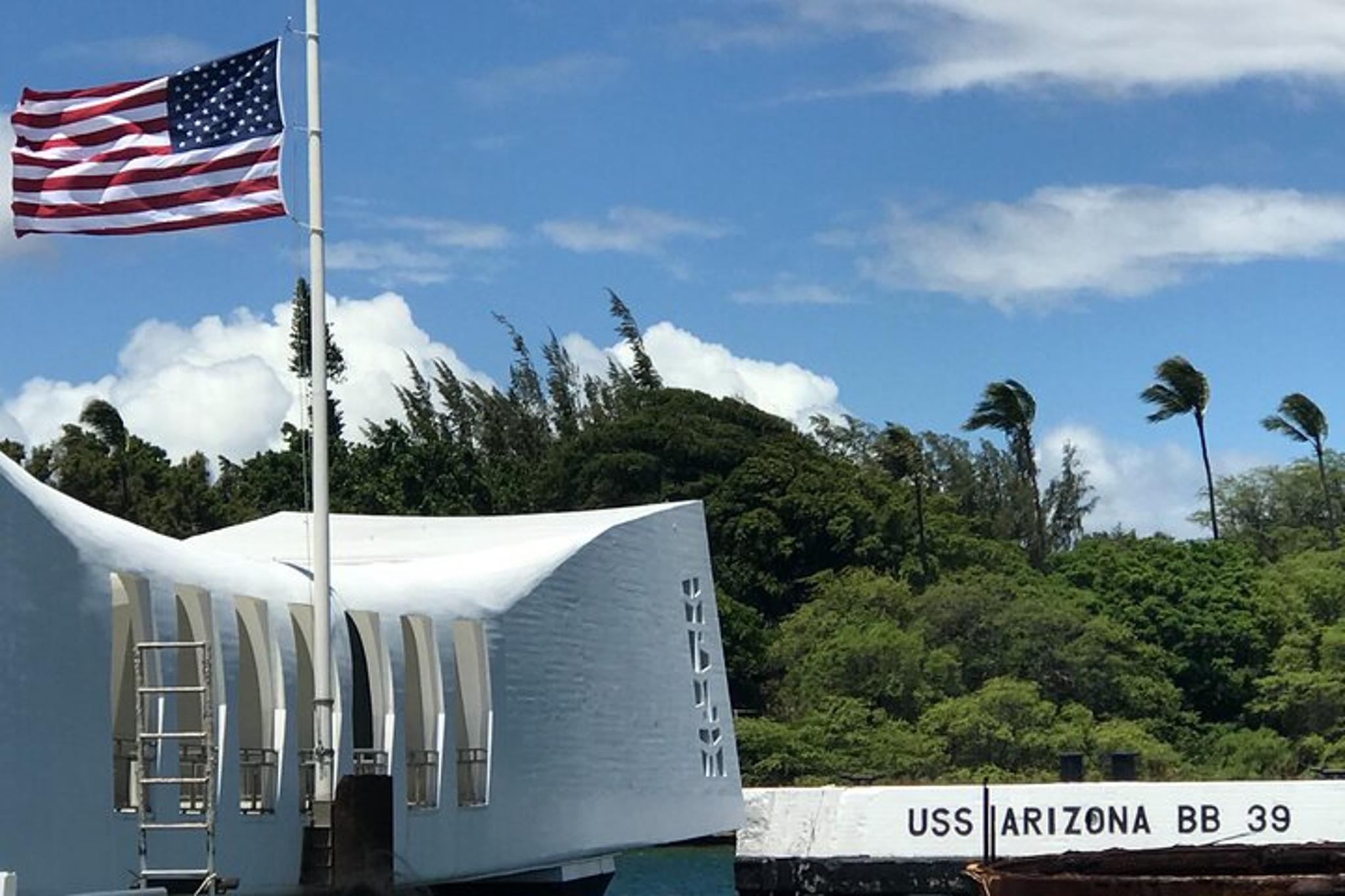 Honolulu Pearl Harbor & USS Arizona Tour Early Access