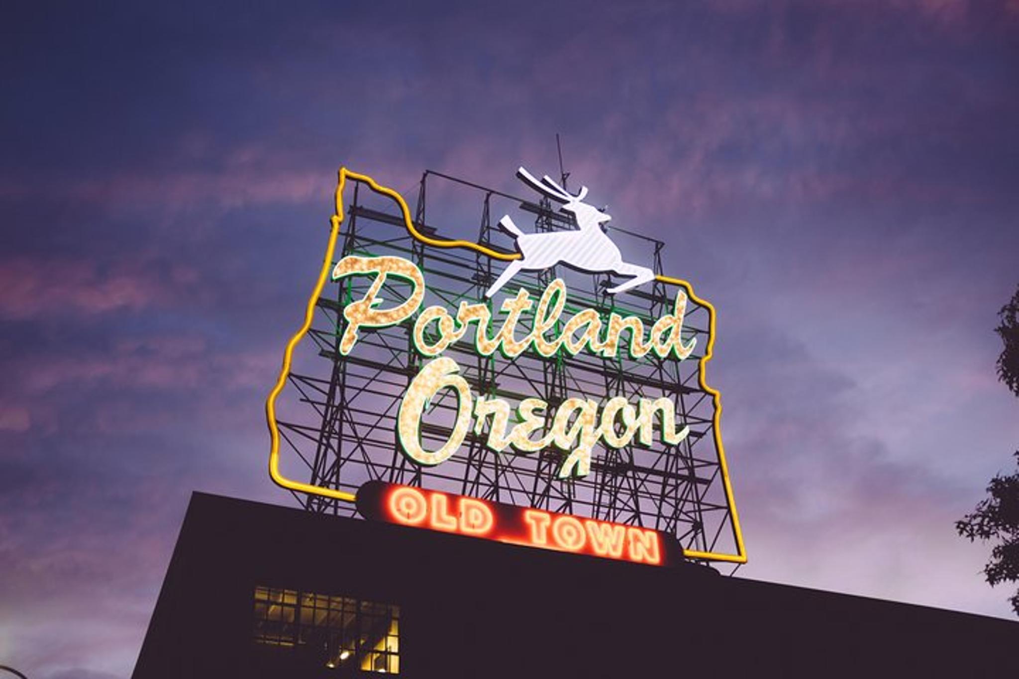 Portland City Tour: Small-Group Sightseeing - Image 1