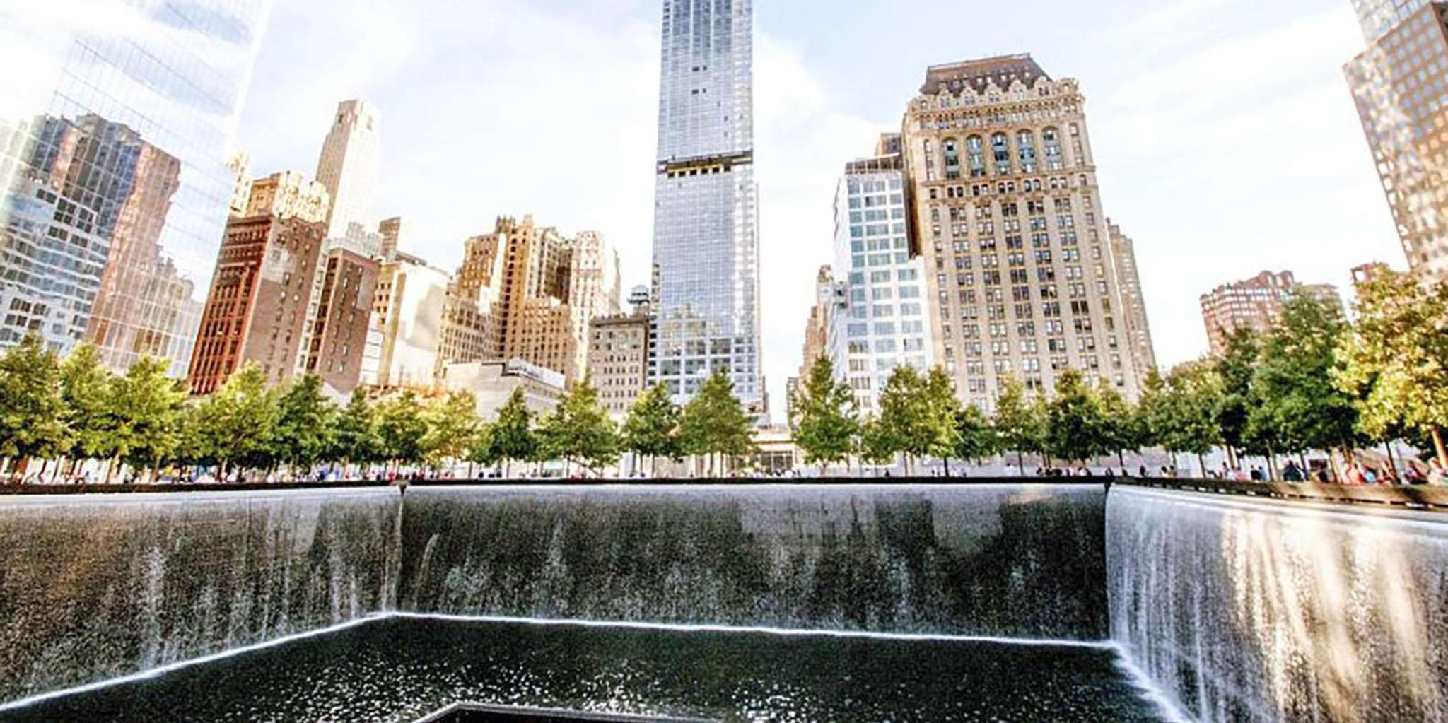 New York City Financial District, 9/11 Memorial & Liberty Tour