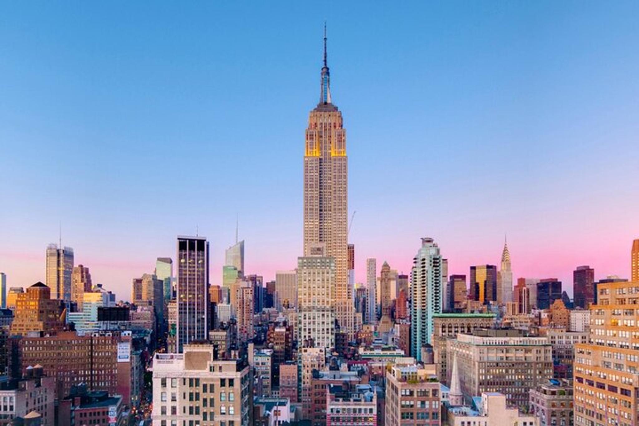 New York City Private Transfer to LGA - Image 5