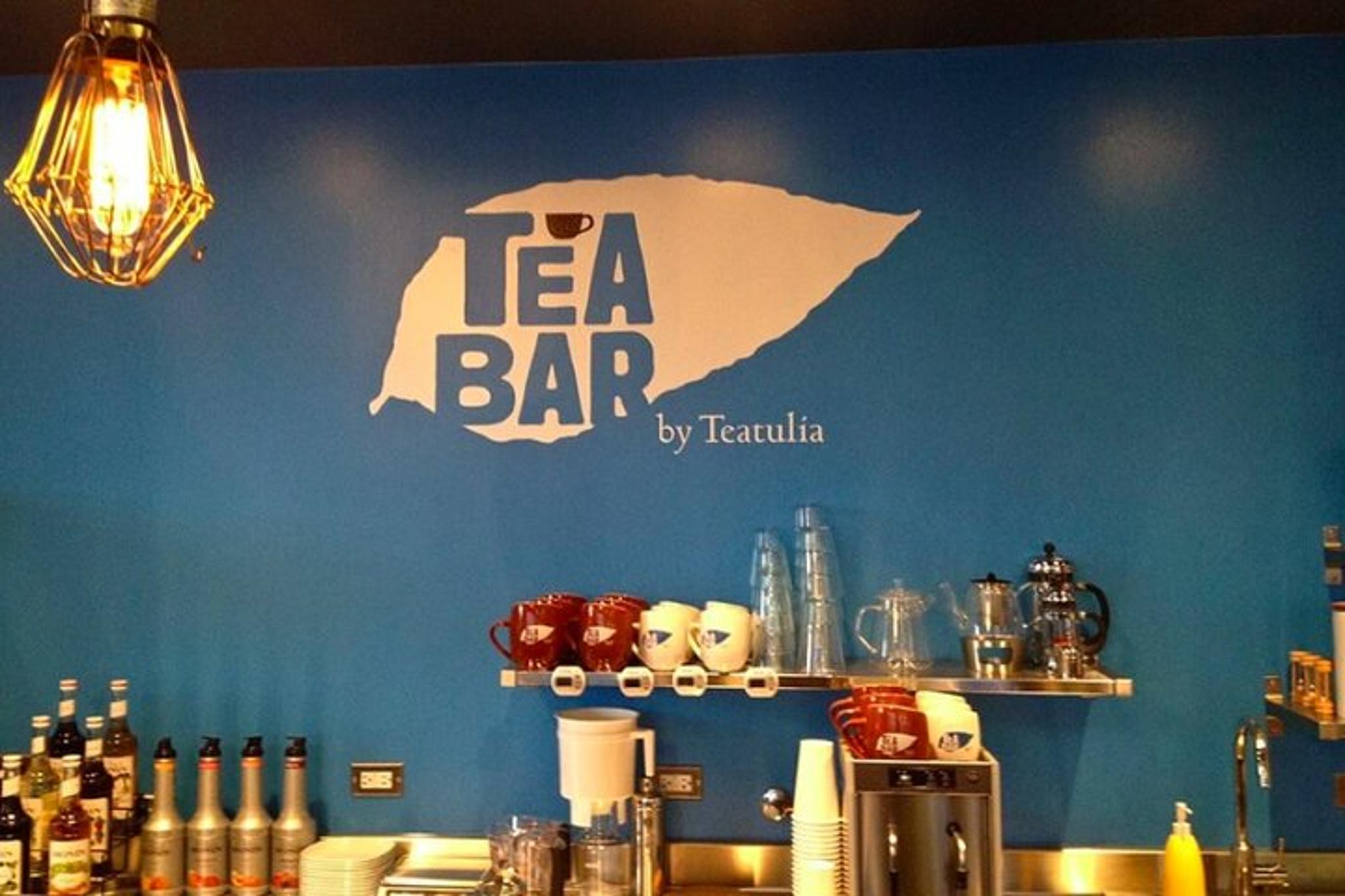 Denver Bar Crawl Dining Deck Hunt - Image 4