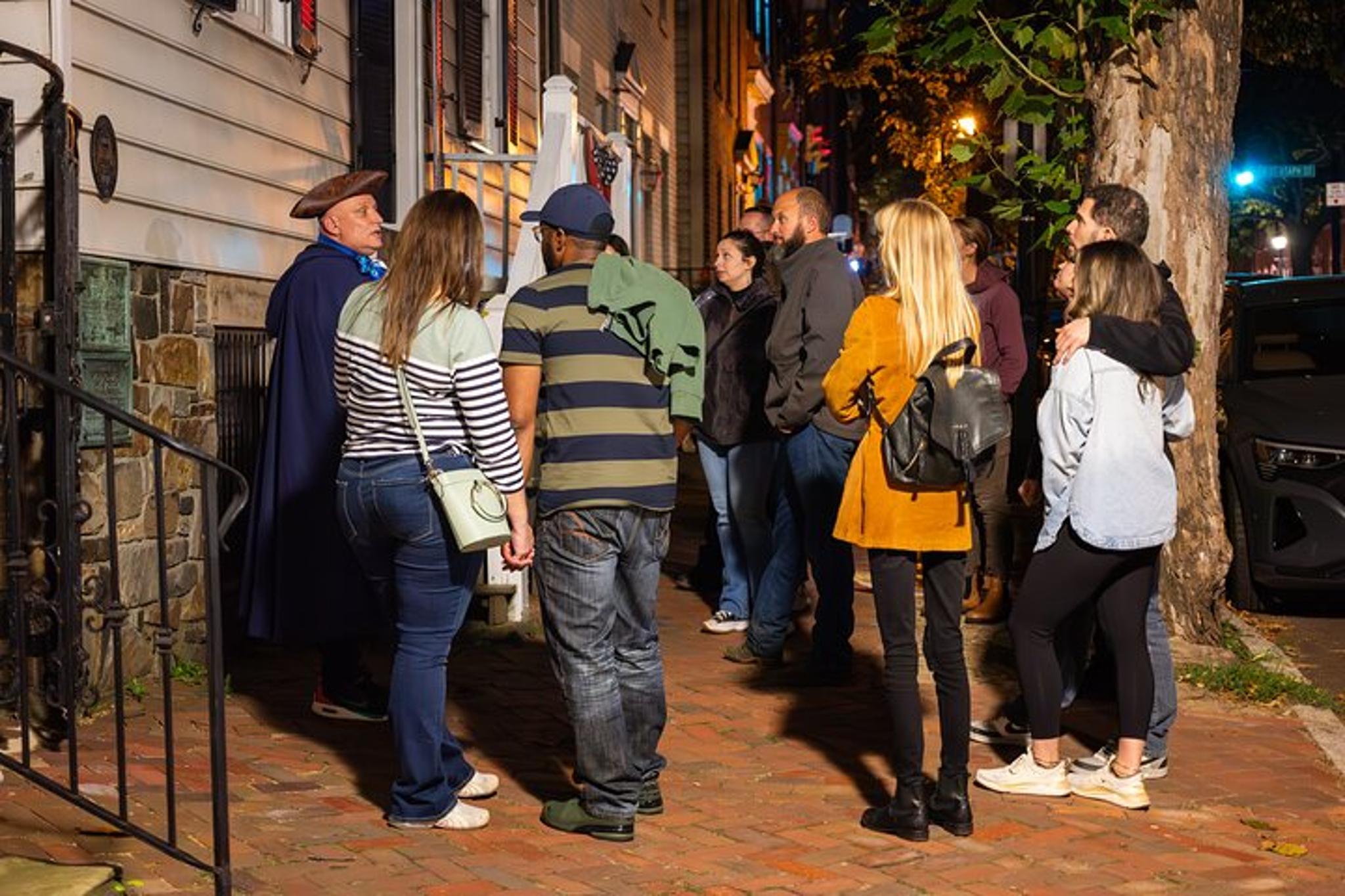 Washington D.C. Ghost Walking Tour with Pub Stops - Image 3