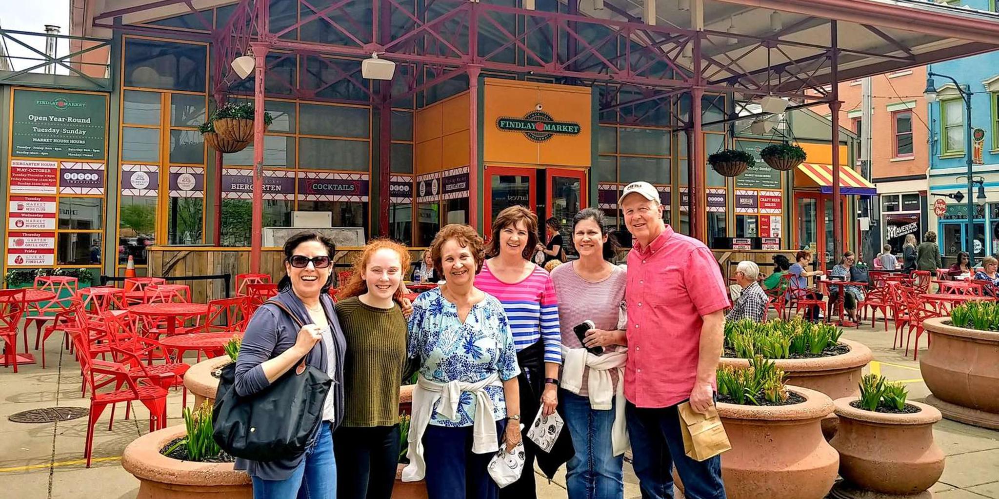 Cincinnati City Highlights and Food Tour