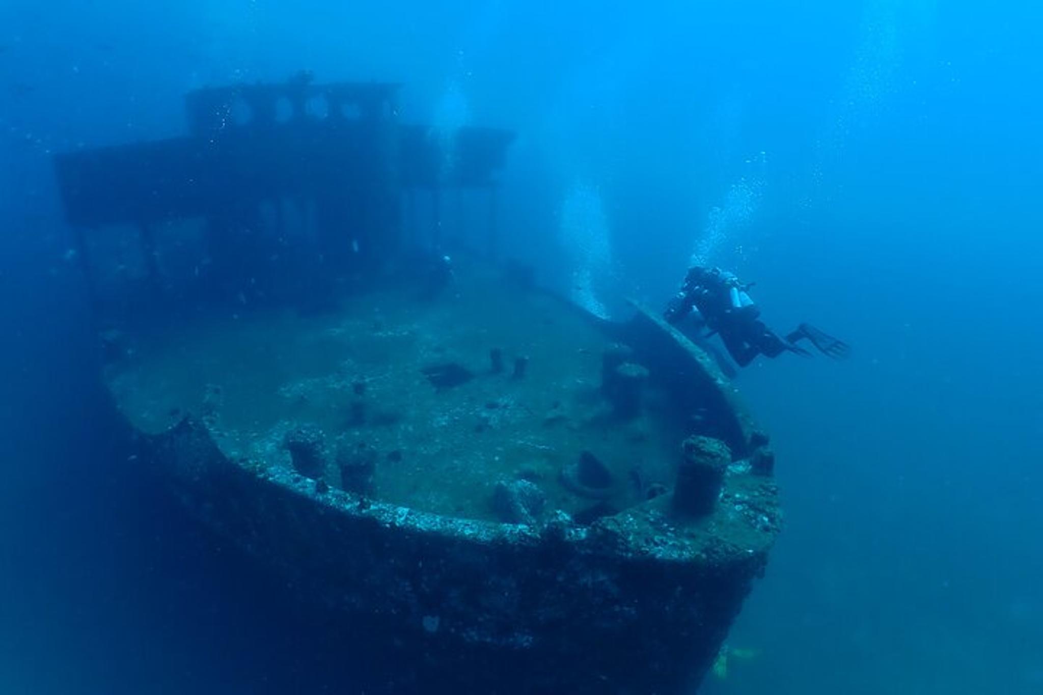 Panama City Wreck and Bridge Span Dive - Image 2