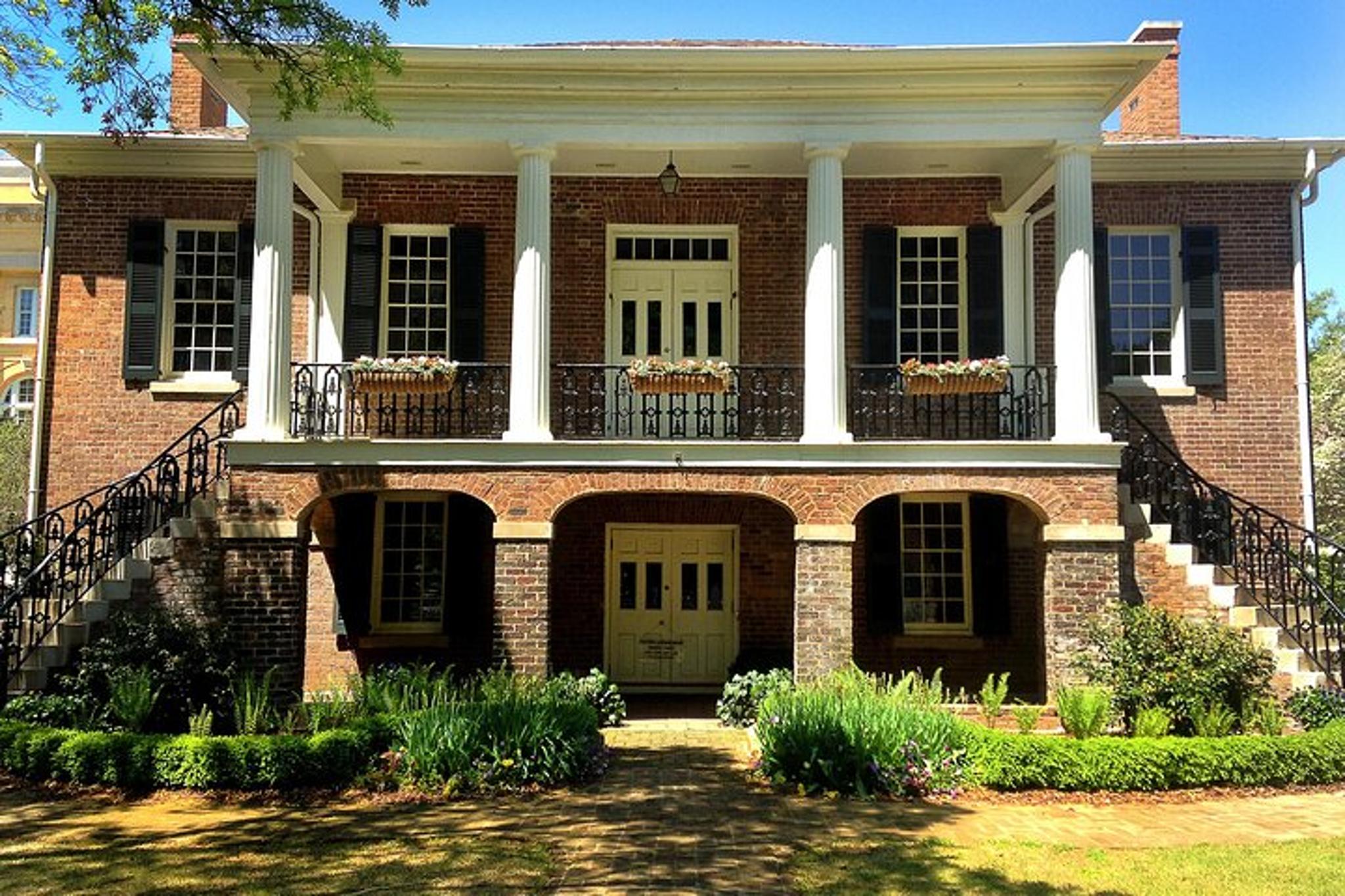 Tuscaloosa Walking Tour of University of Alabama - Image 3