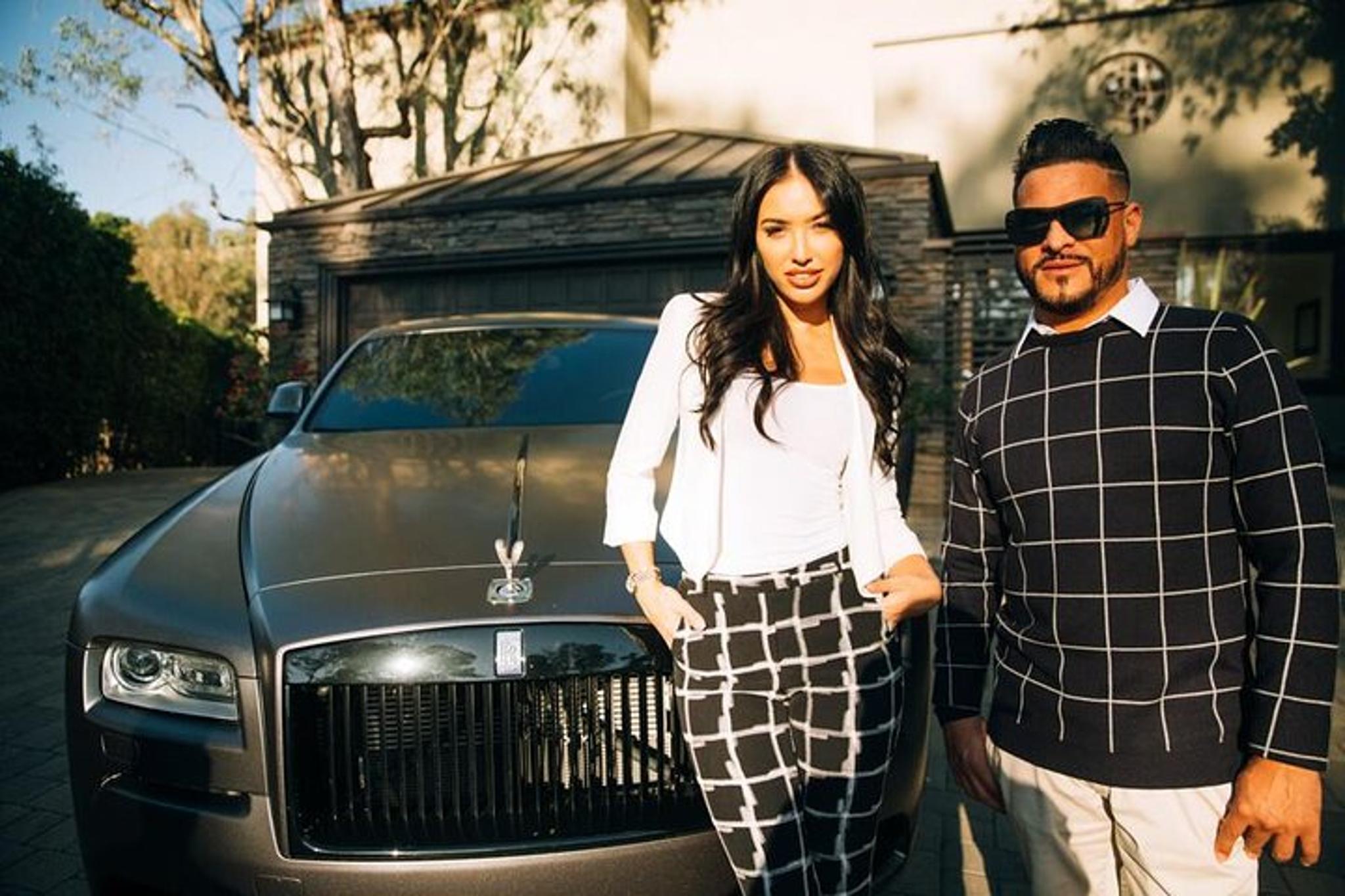 Long Beach Photo Session with Local Photographer - Image 4