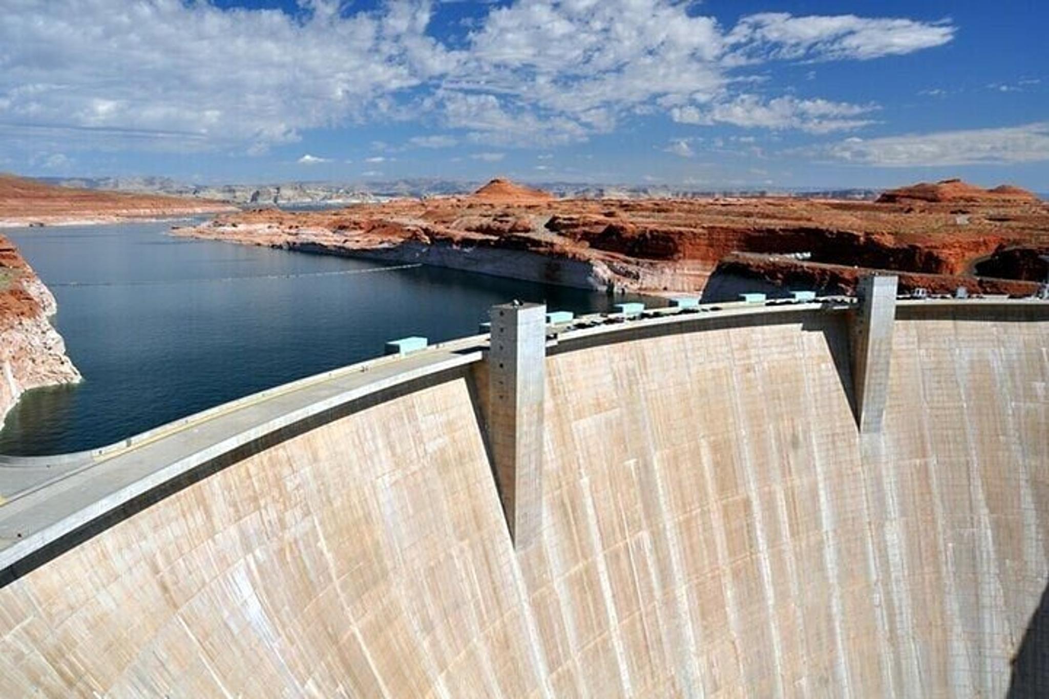 Las Vegas Hoover Dam and Red Rock Canyon Tour - Image 4