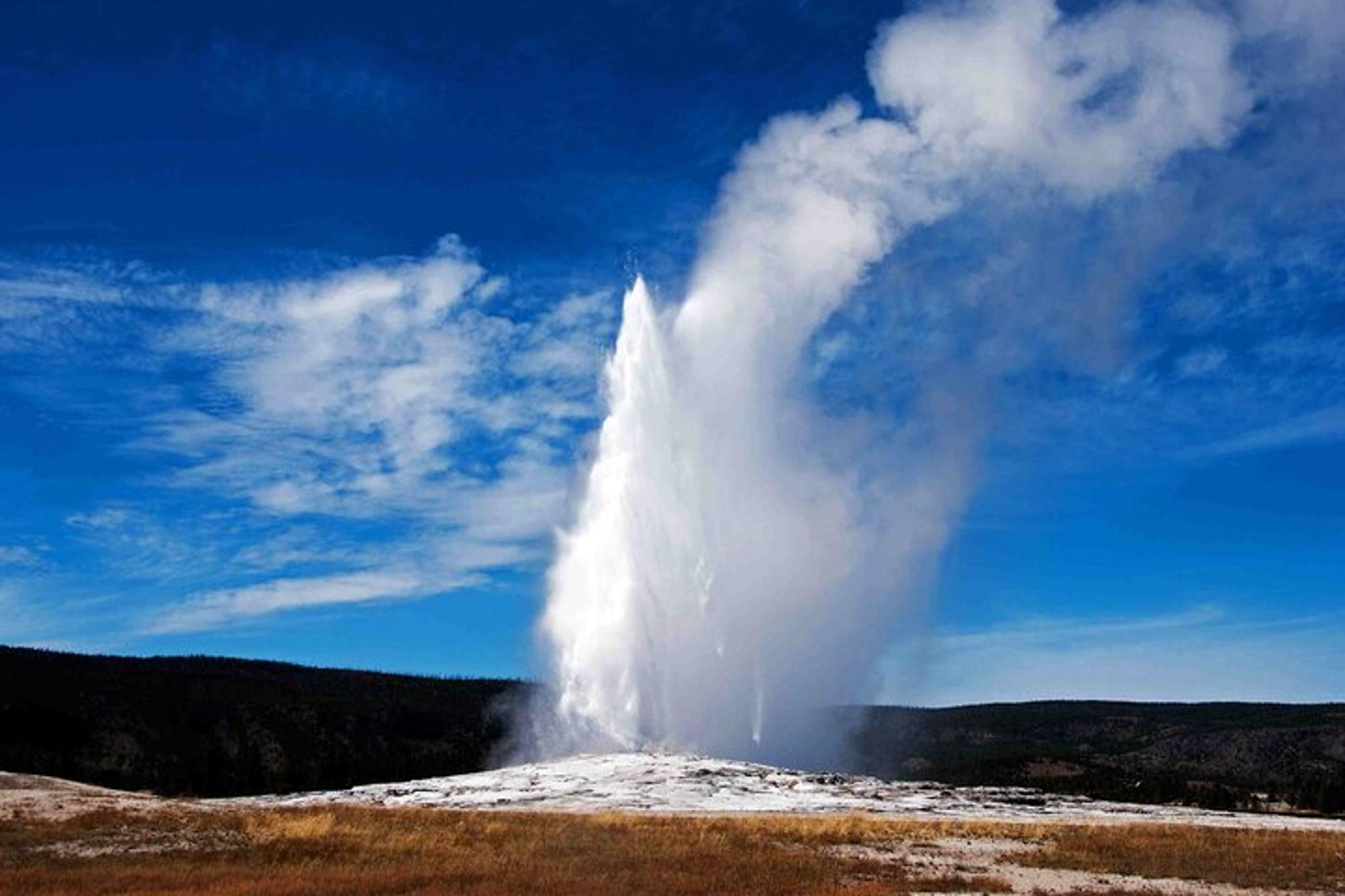Los Angeles to Yellowstone & Grand Teton 8-Day Tour - Image 4