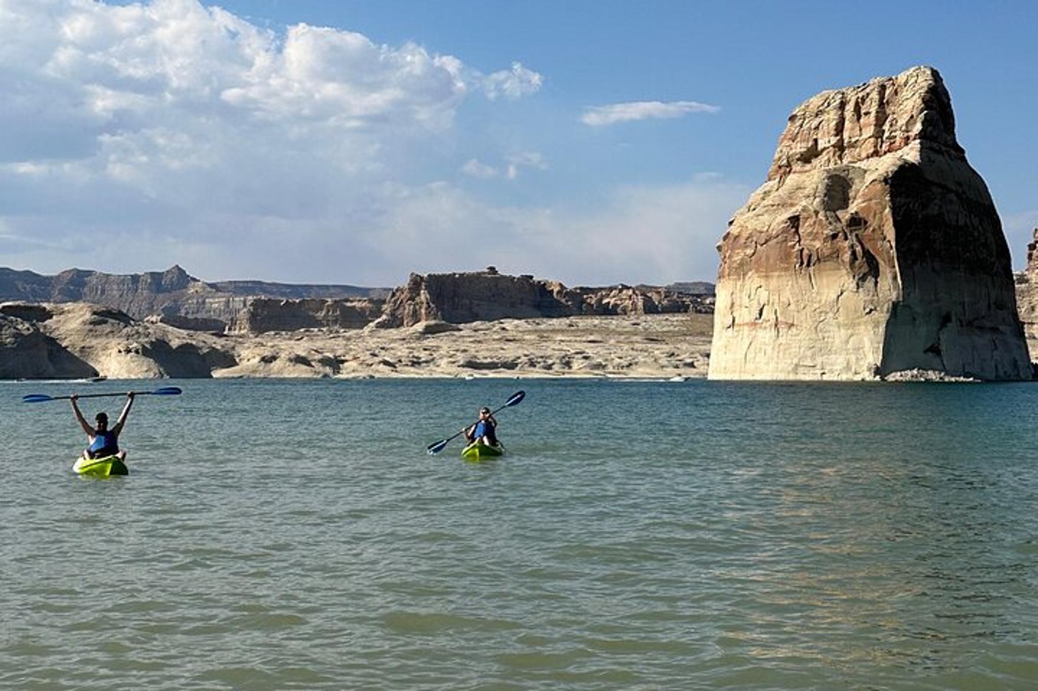 Lone Rock Beach Kayak and Paddleboard Tour - Image 3