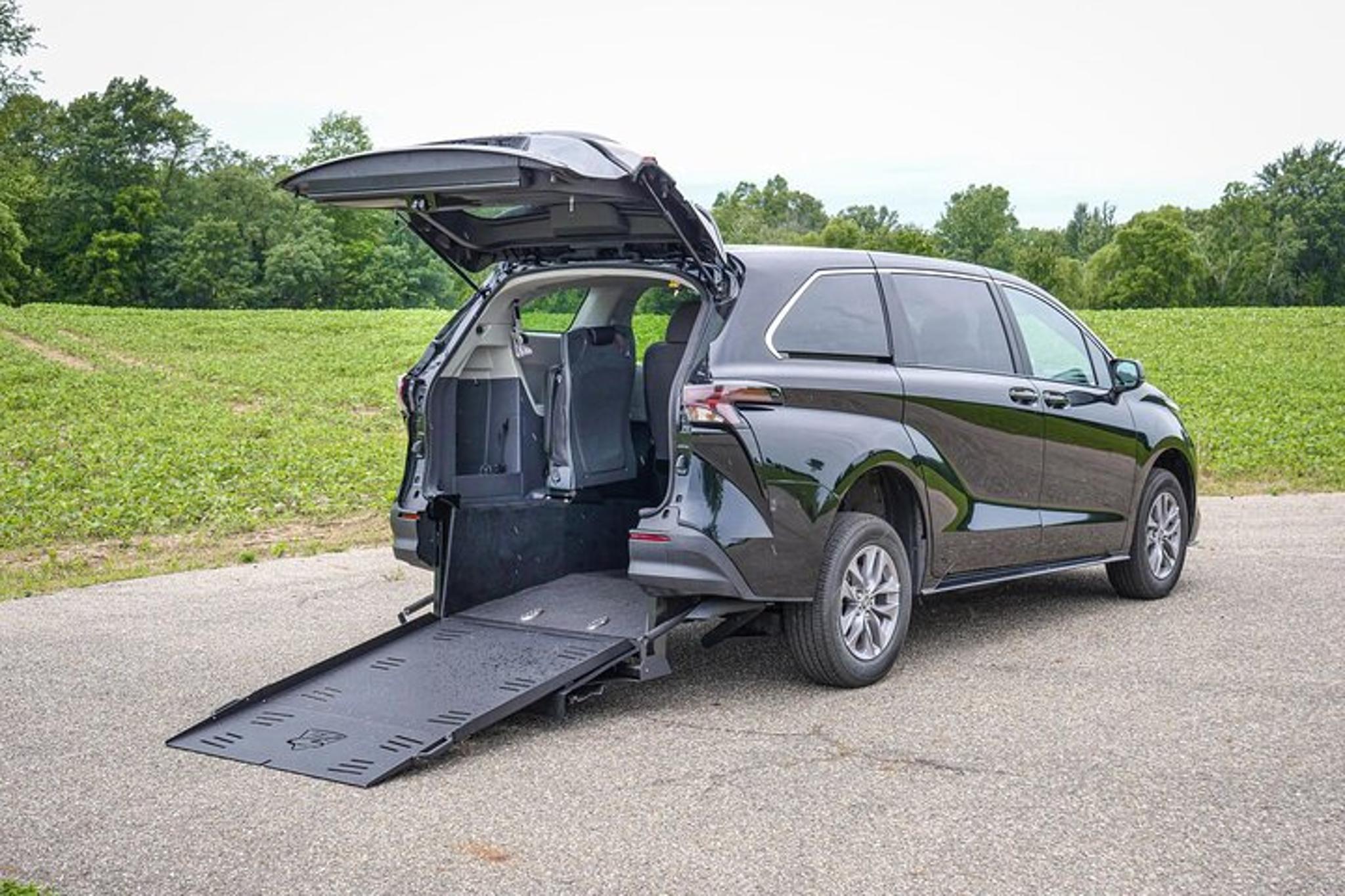 New York Wheelchair Accessible Taxi Service - Image 6