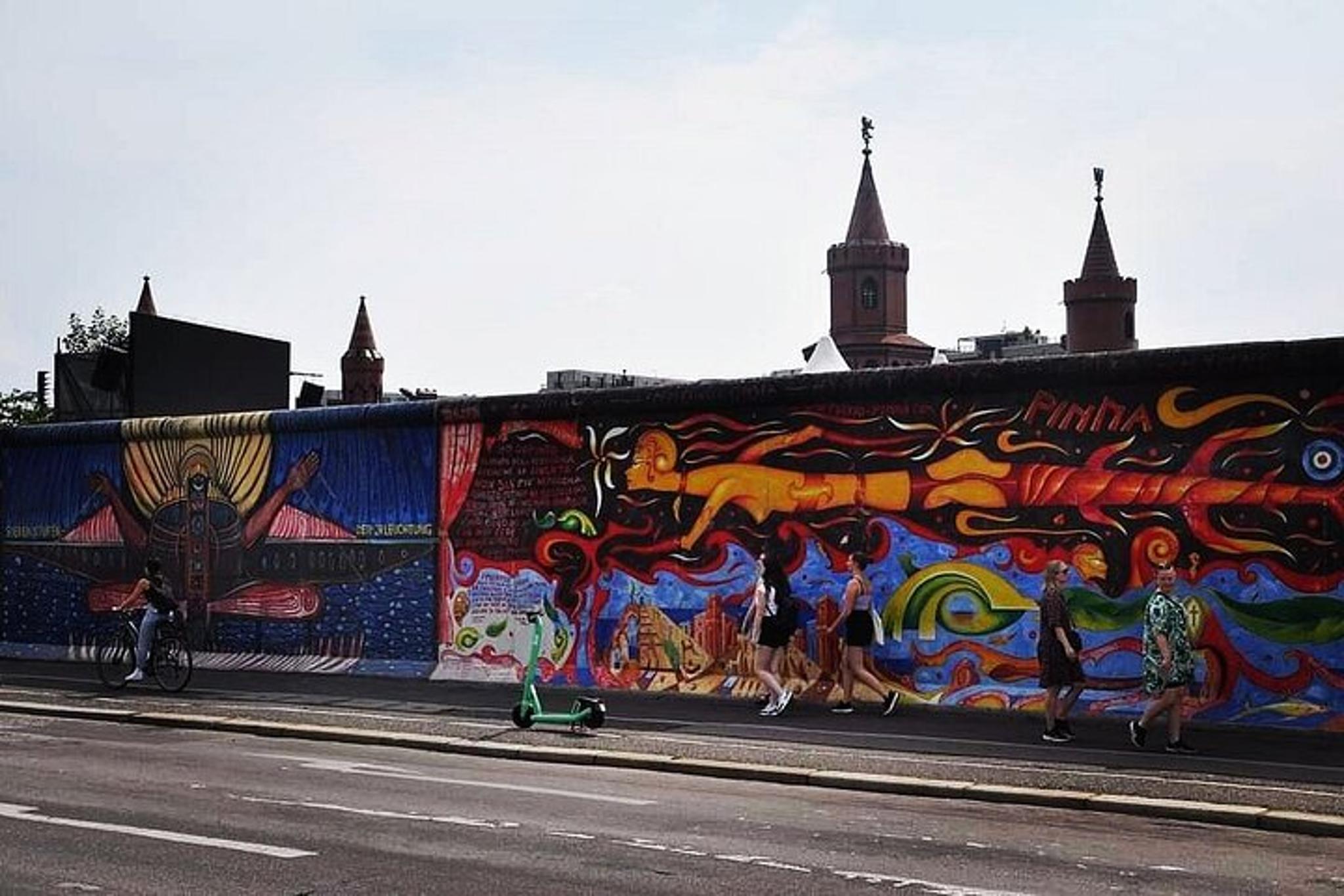 Berlin Private Tour East and West by Car - Image 4