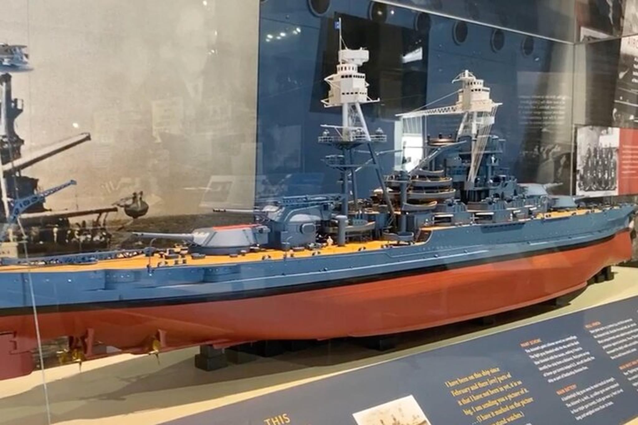 Oahu Pearl Harbor USS Arizona Memorial Tour - Image 4