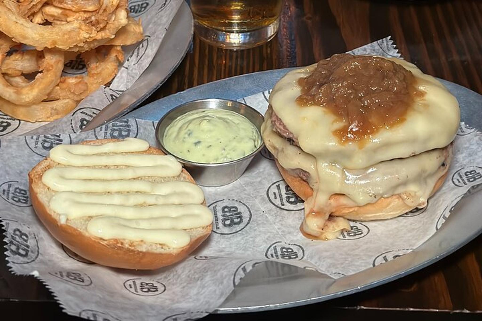 New York City Burger Self-Guided Tour - Image 2