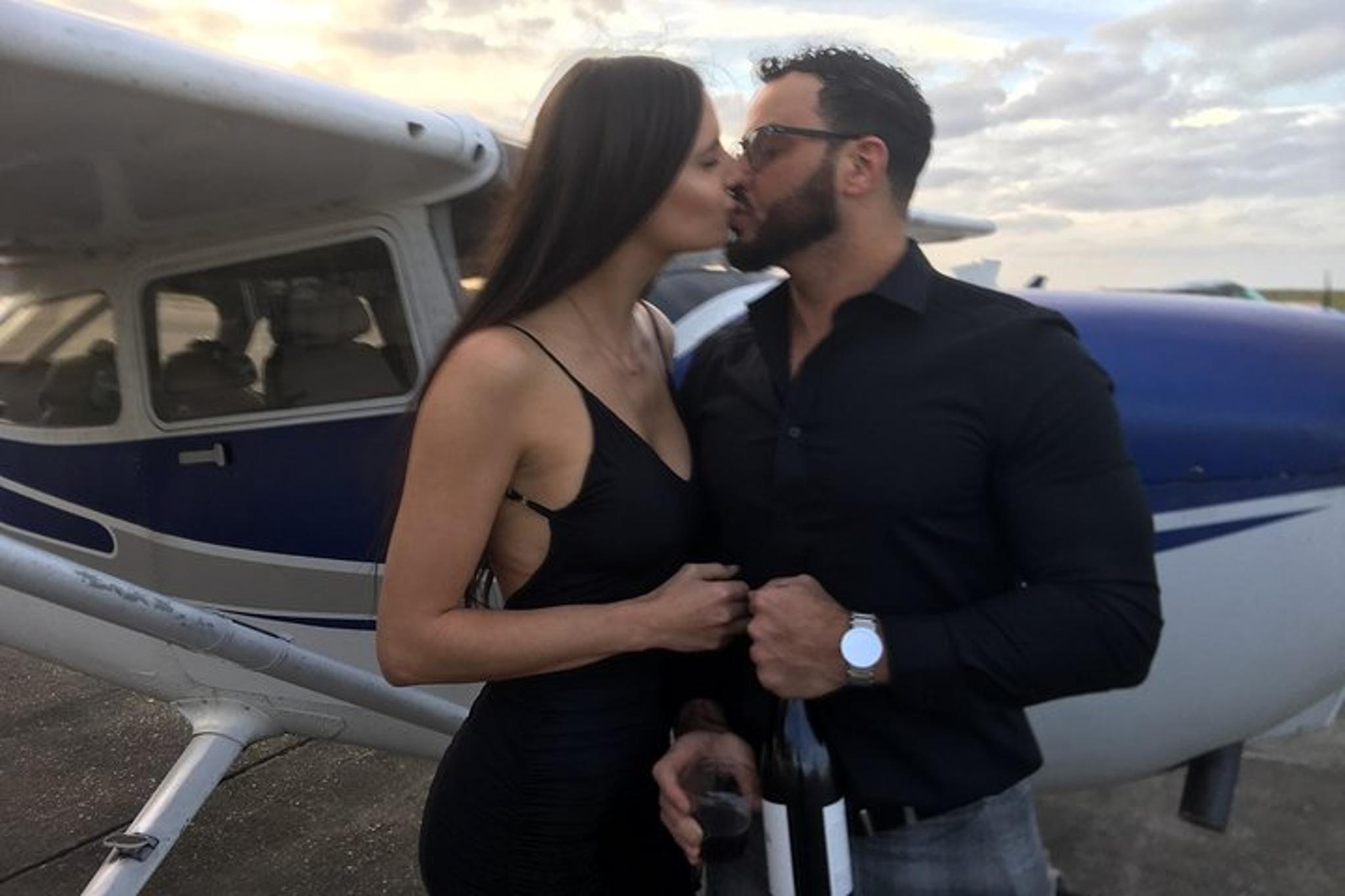 New Orleans Sightseeing Flight with Champagne or Wine - Image 2