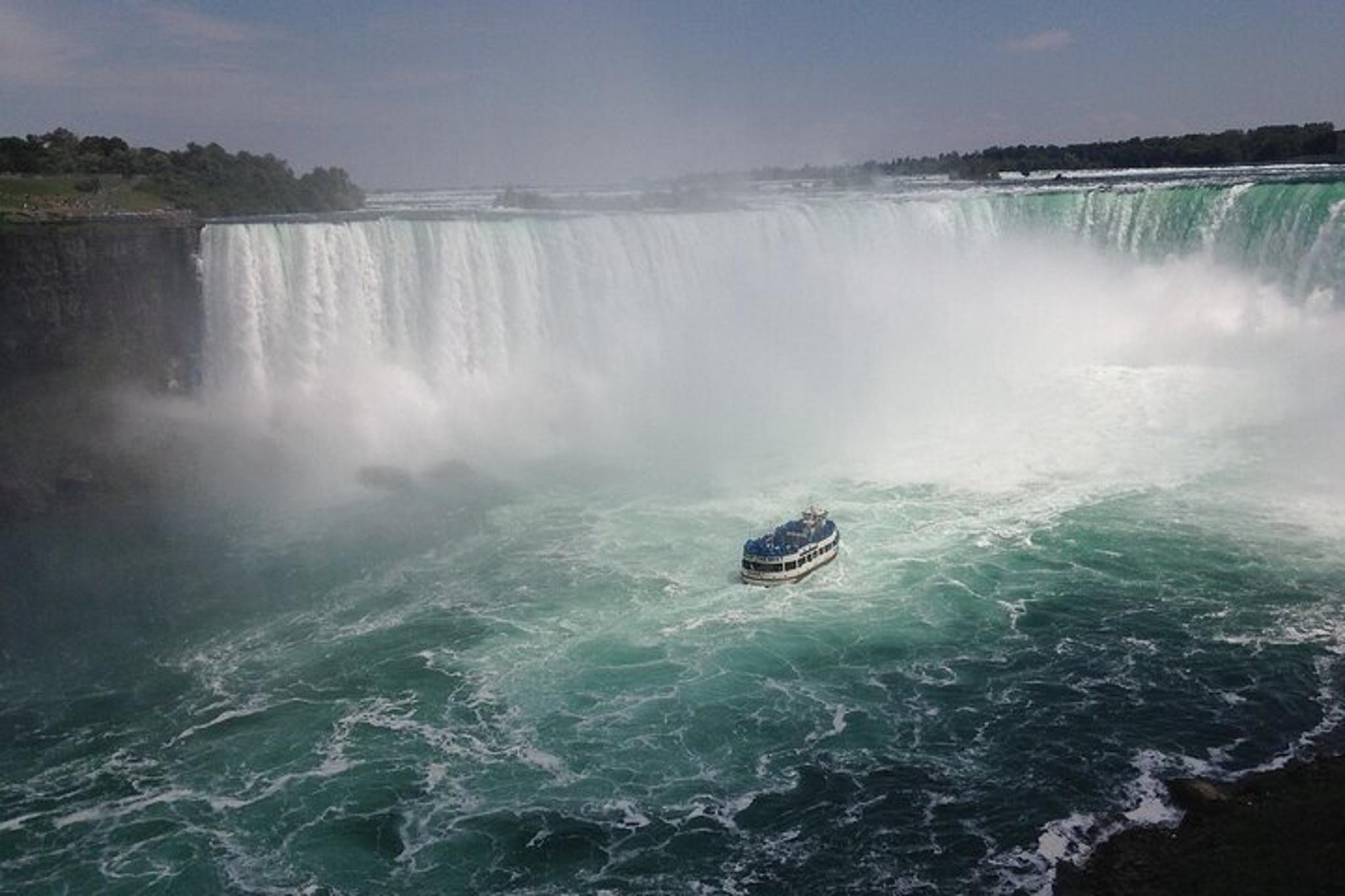 Niagara Falls Tour from New York by Air