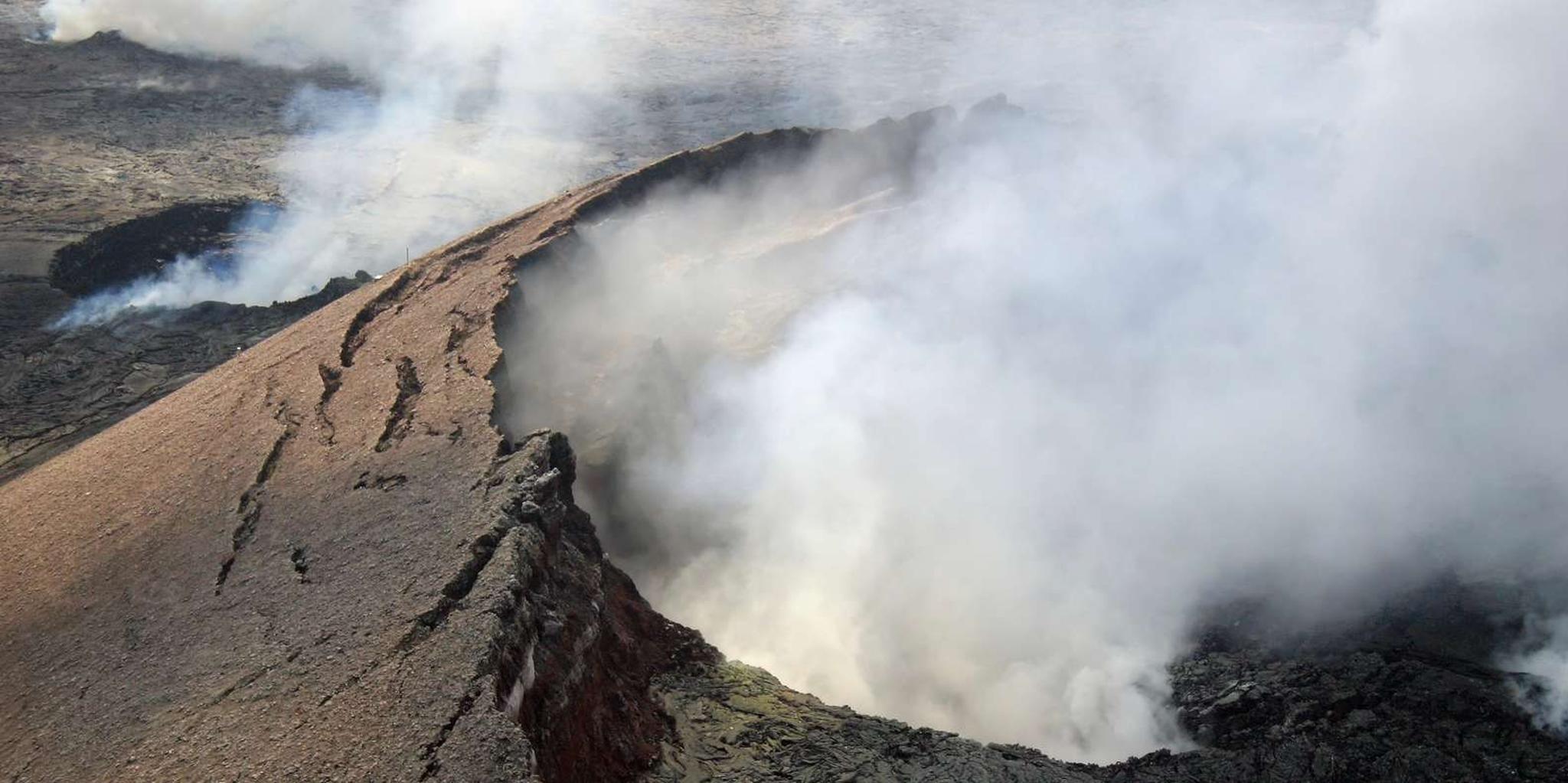 Hilo Volcanoes National Park Helicopter Tour