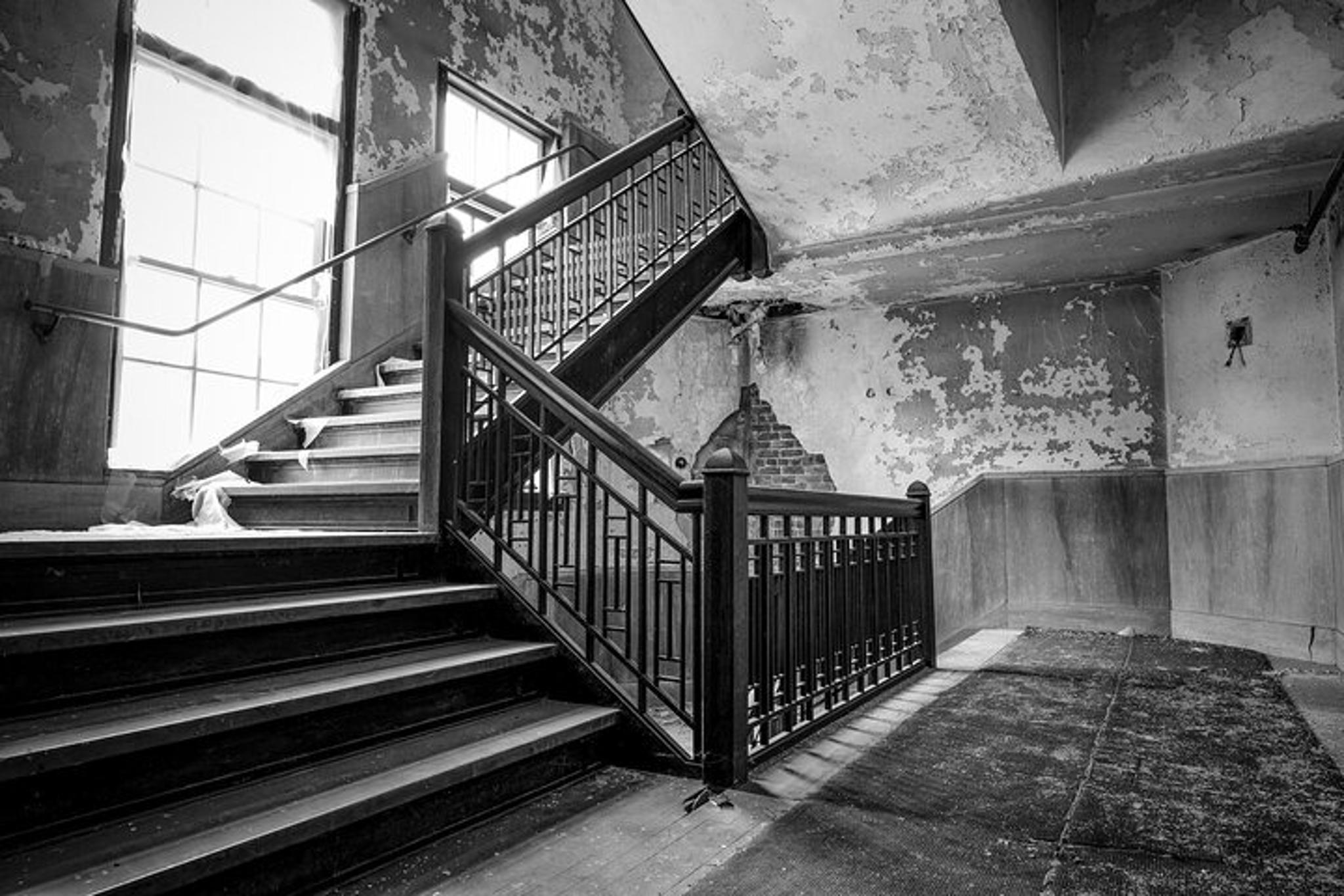 Cincinnati Haunted Walking Tour 2 hr
