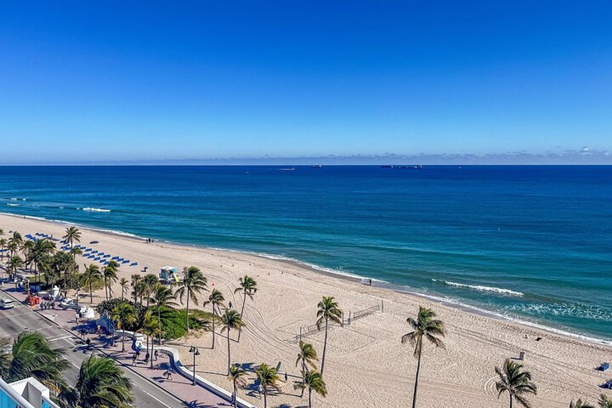 Miami Private Tour with English-Speaking Driver - Image 4