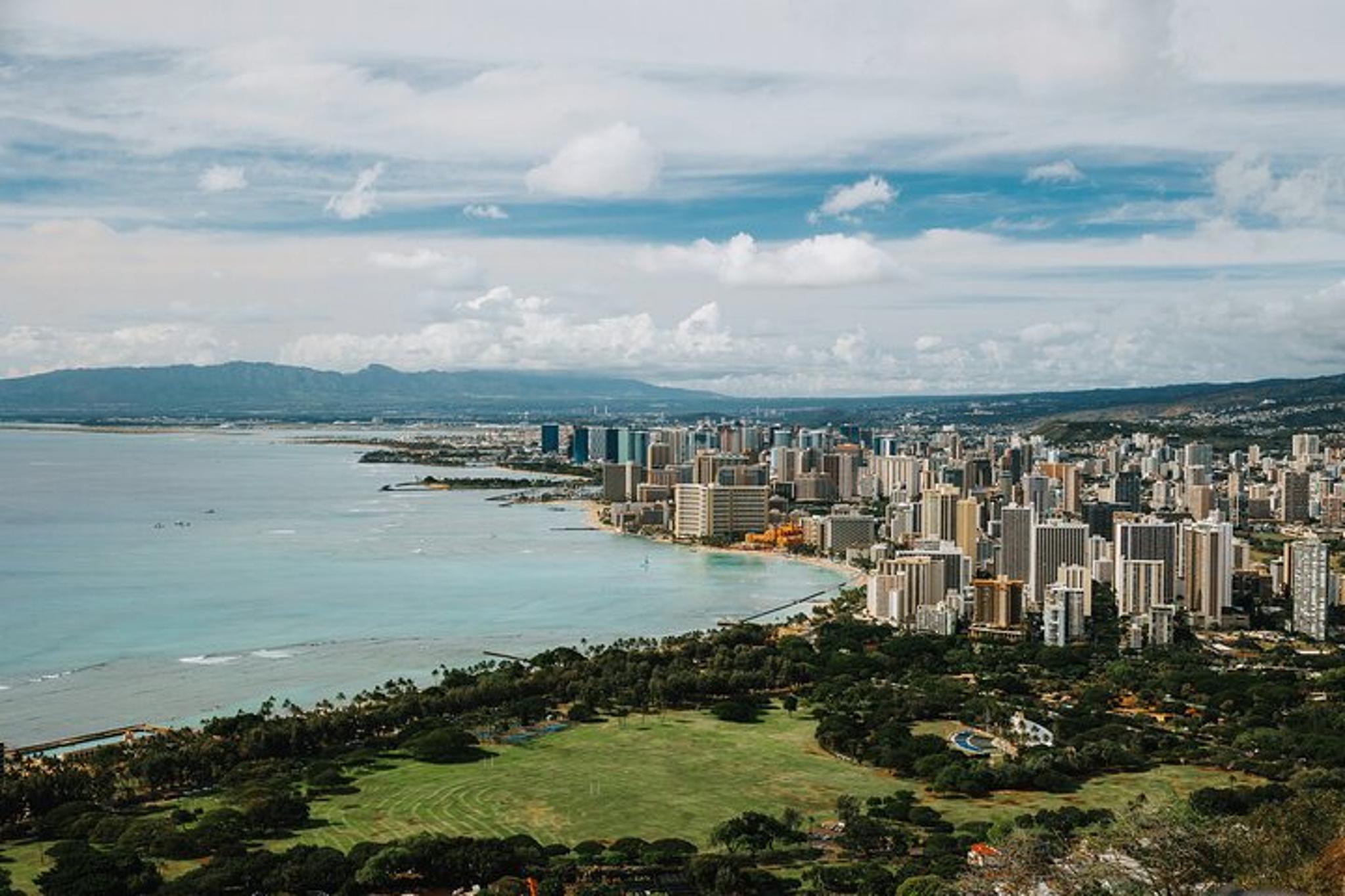 Waikiki Electric Bike Tour: Diamond Head Hike - Image 3