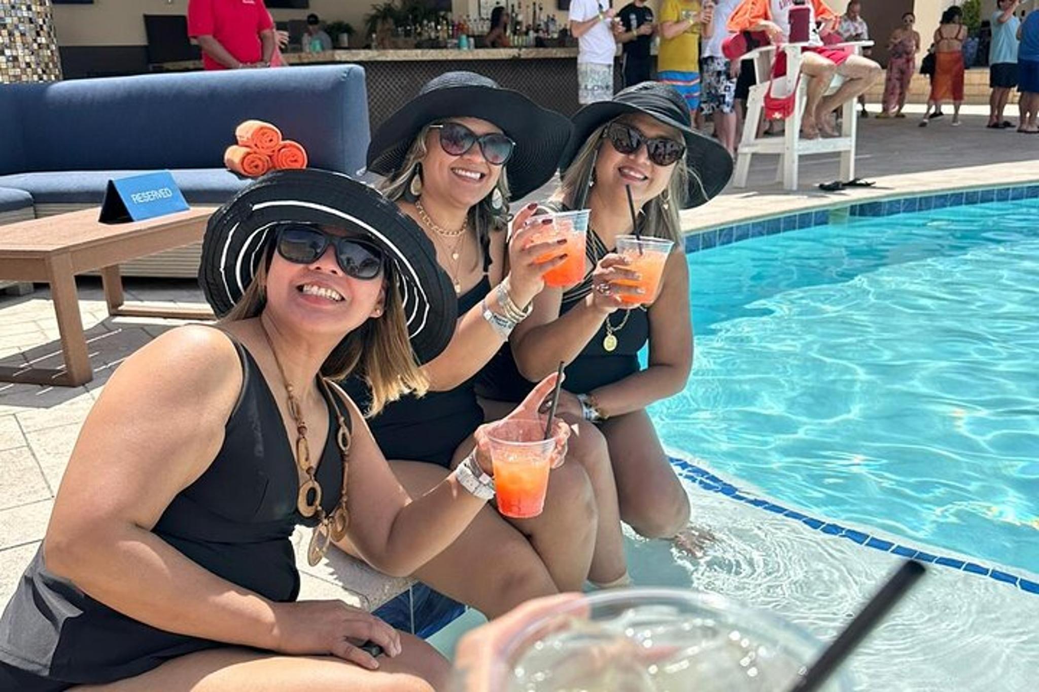 Las Vegas Nightclub and Pool Party Crawl