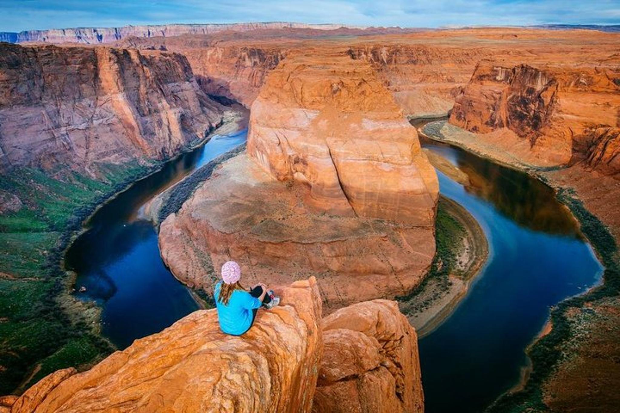 Las Vegas Antelope Canyon & Horseshoe Bend Day Tour - Image 3