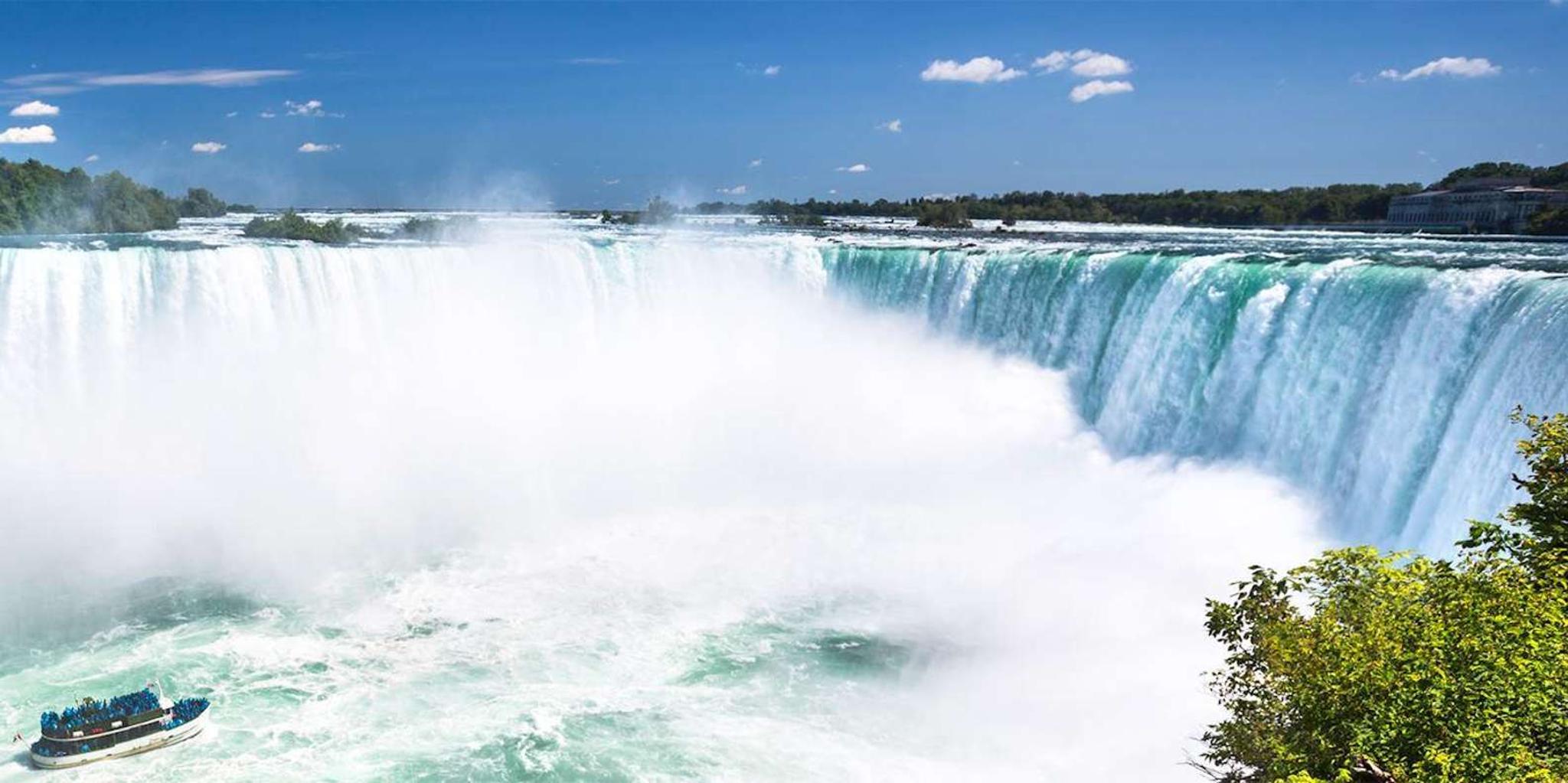 Niagara Falls Tour with Maid of the Mist and Cave of the Winds - Image 3