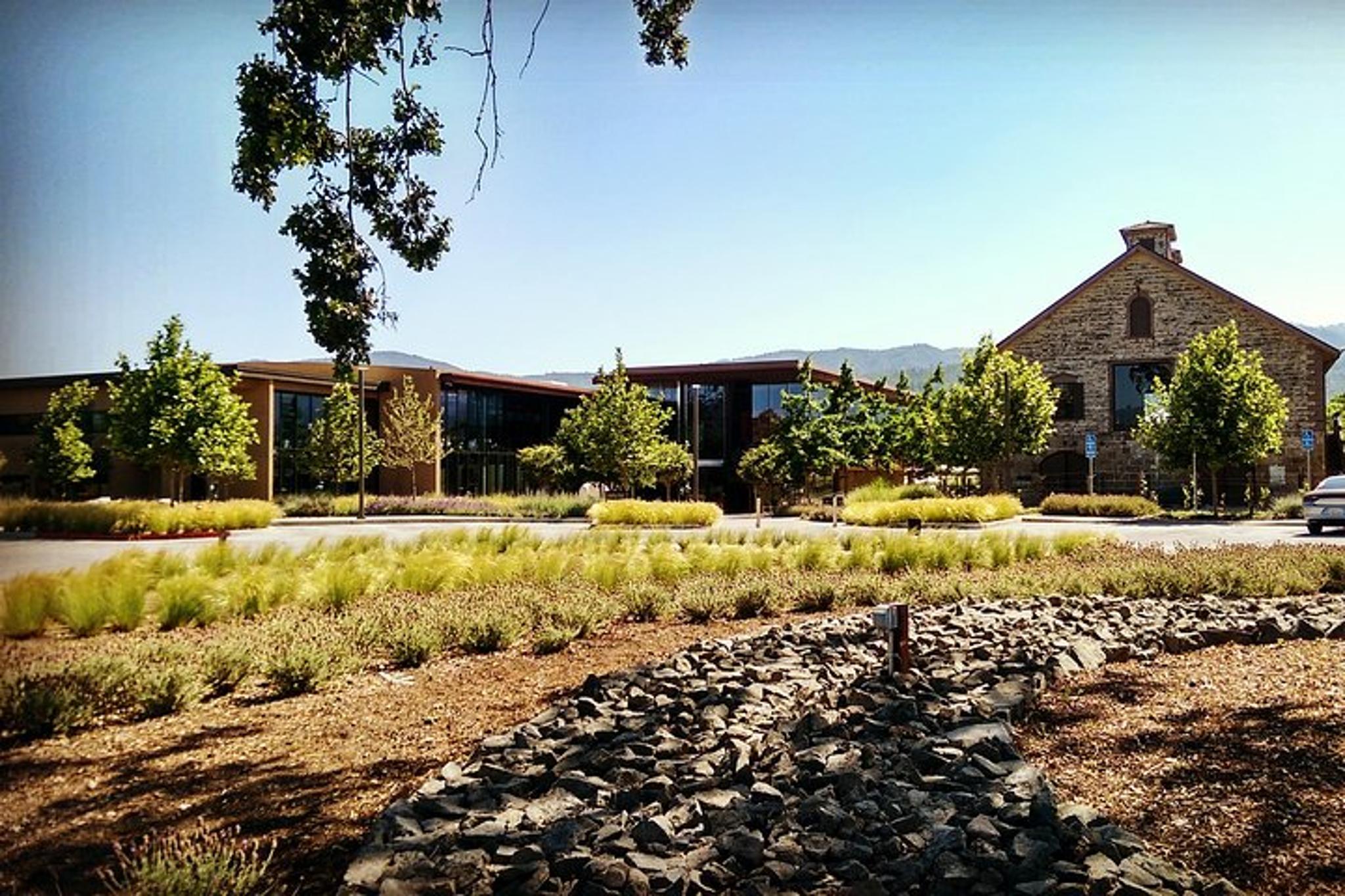 Napa Limousine Wine Tour 6 Hr - Image 6