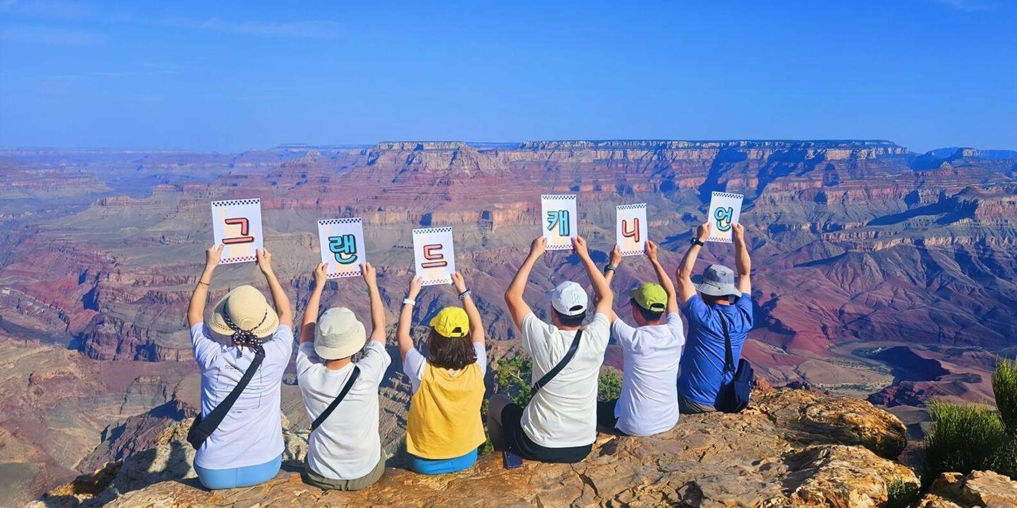 Las Vegas Grand Canyon Antelope Canyon Tour - Image 4