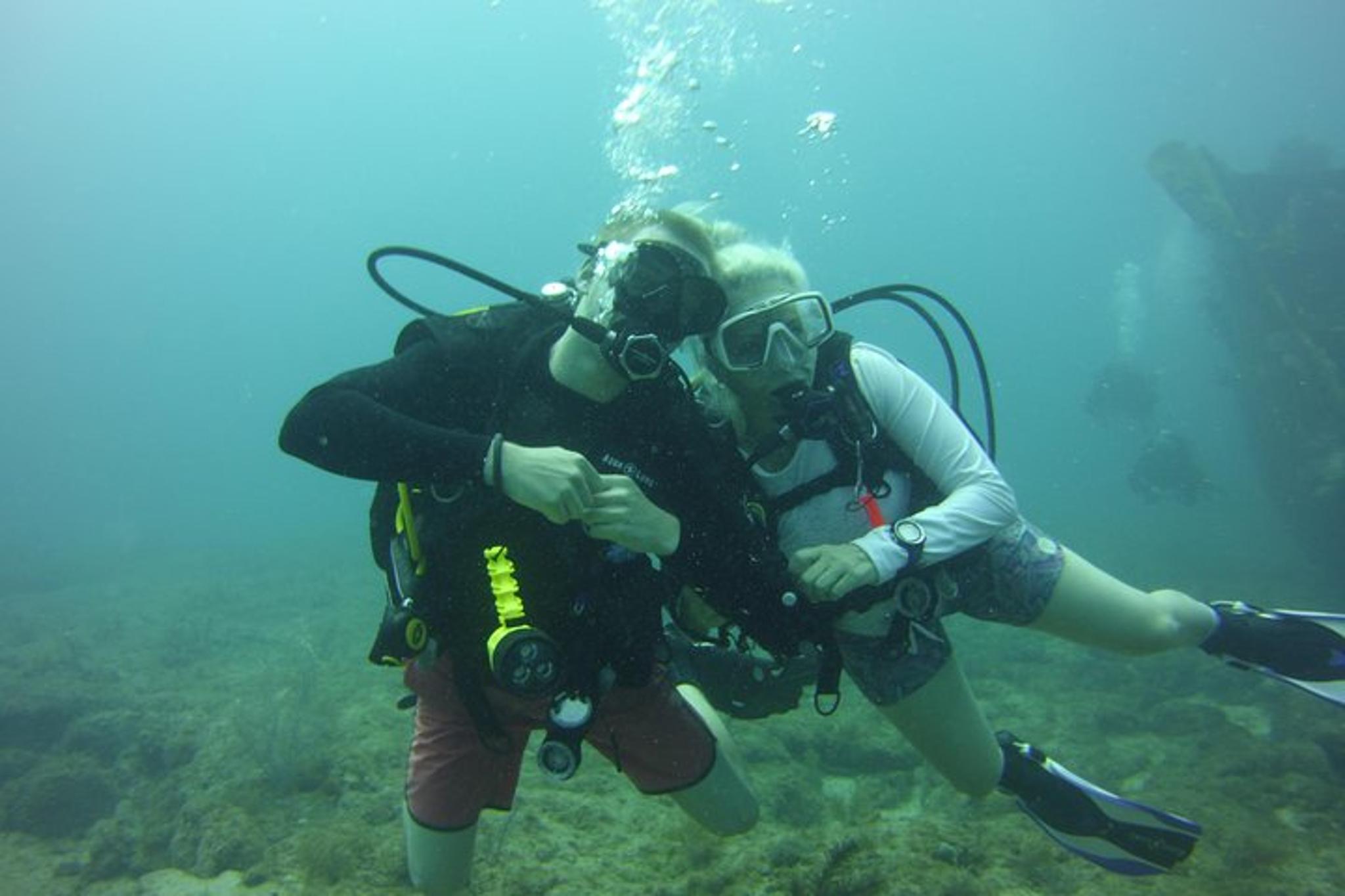 Key Largo SCUBA Dive for Certified Divers 3 hr - Image 4