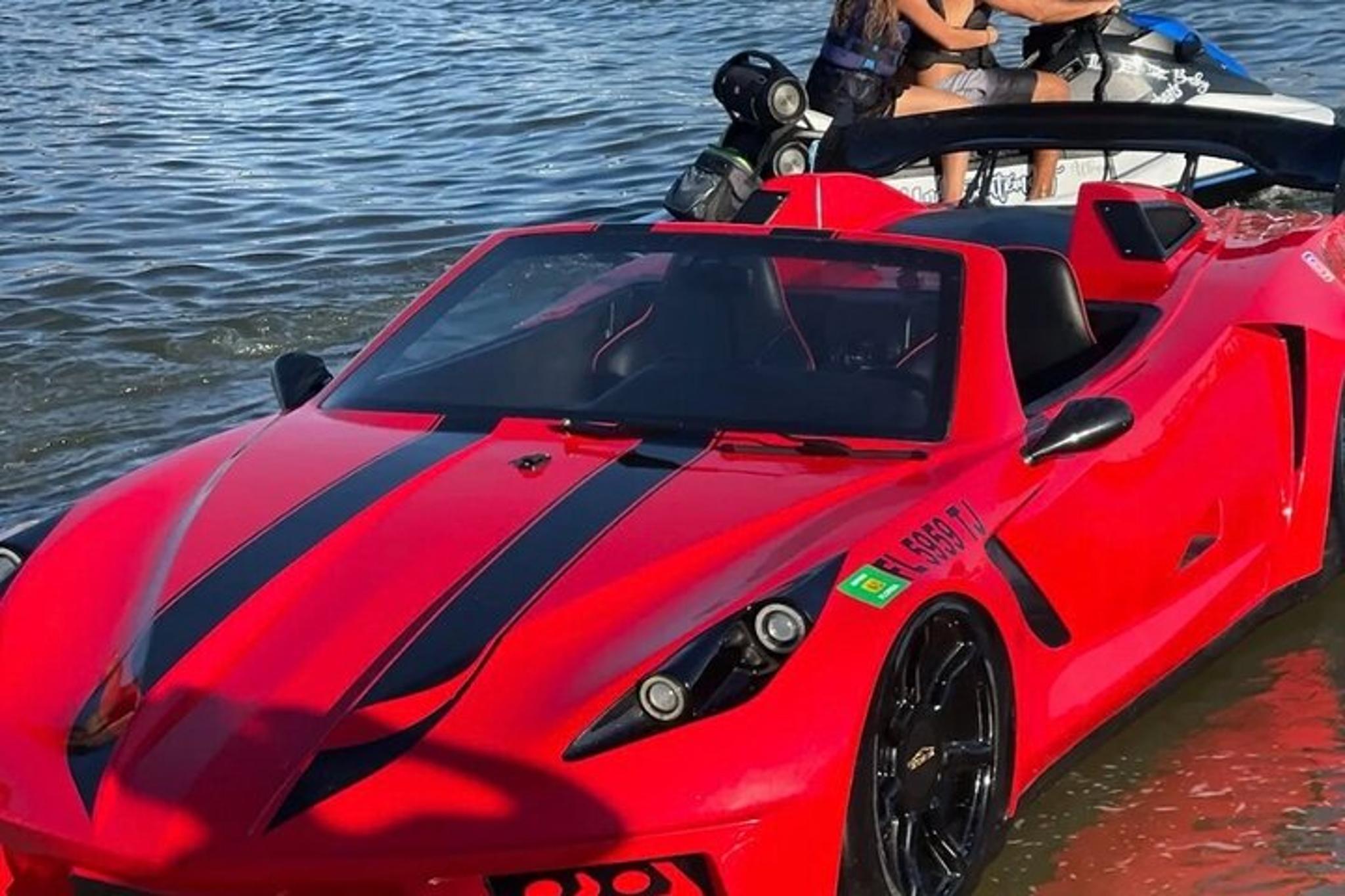 Miami Jet Car Experience on Biscayne Bay - Image 4