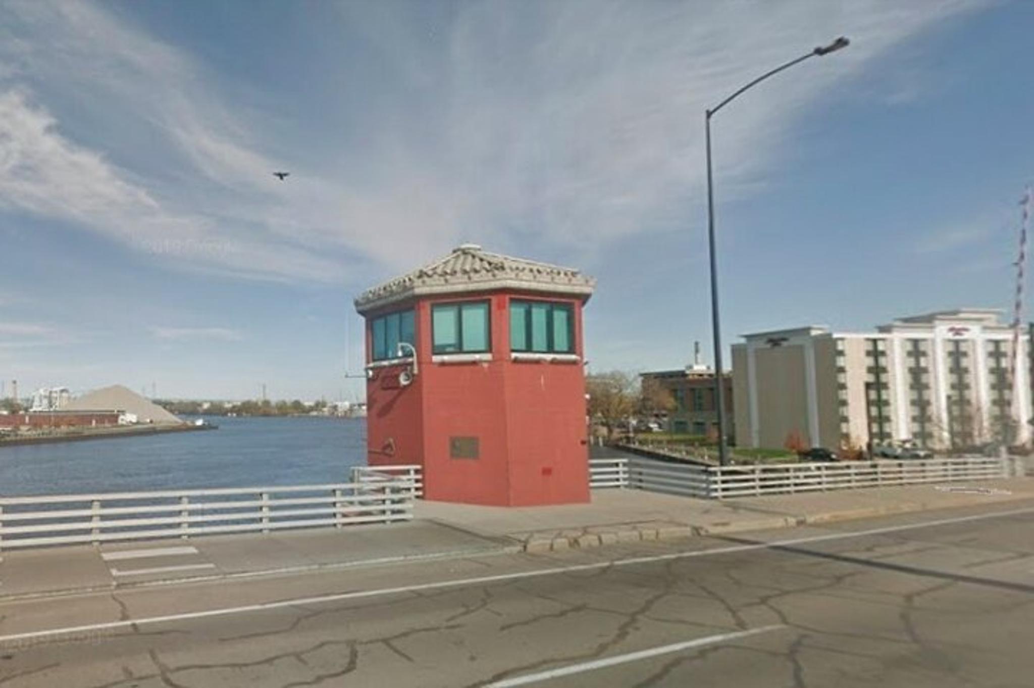 Green Bay Scavenger Hunt Adventure - Image 3