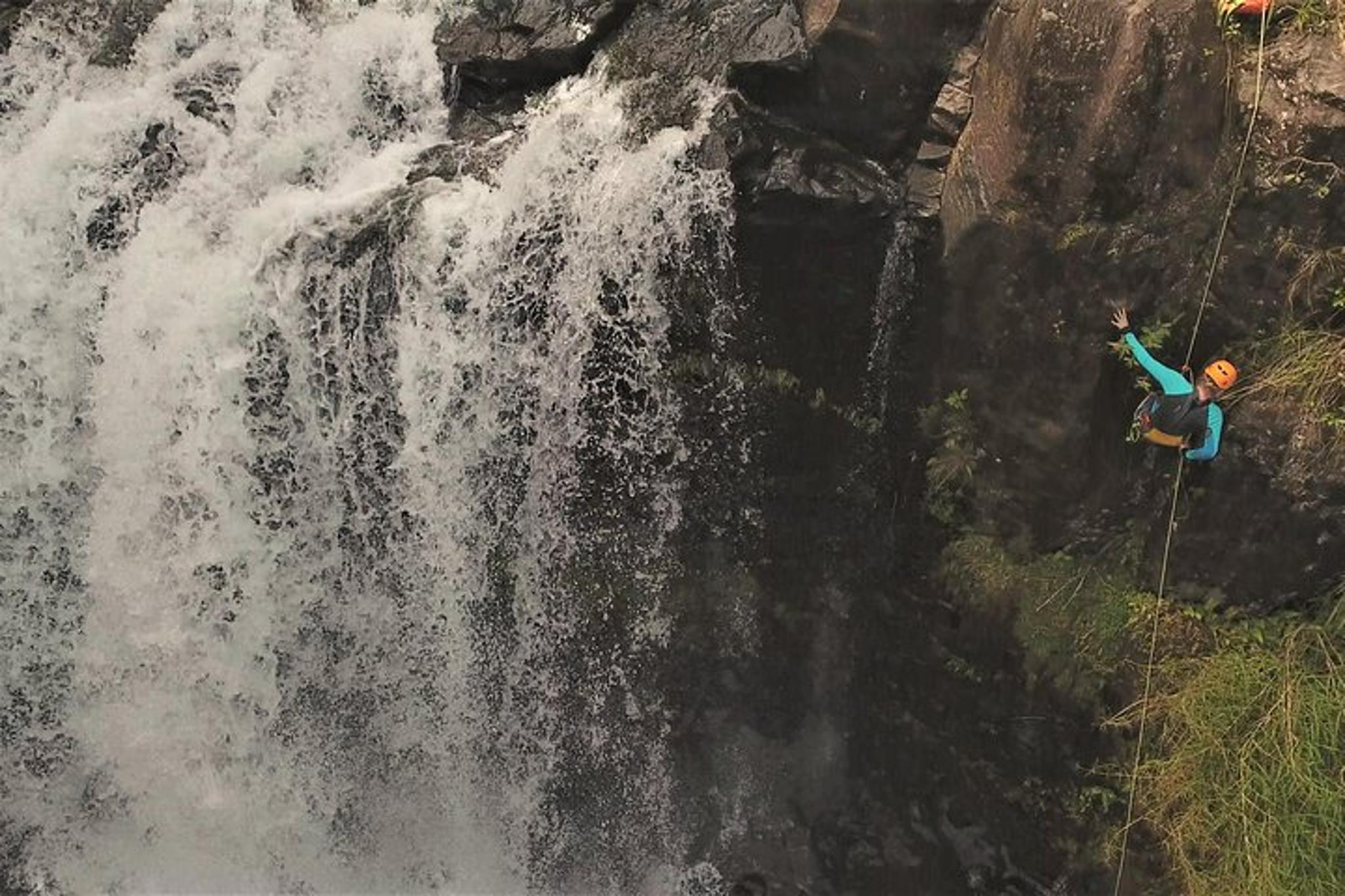 Hilo Waterfall Rappelling at Kulaniapia Falls - Image 3