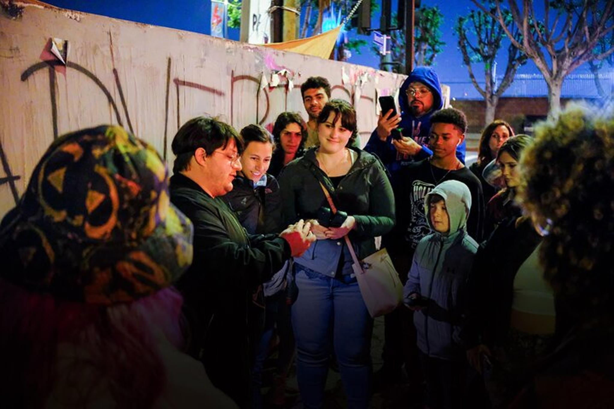 Hollywood Ghost Hunting Experience - Image 6