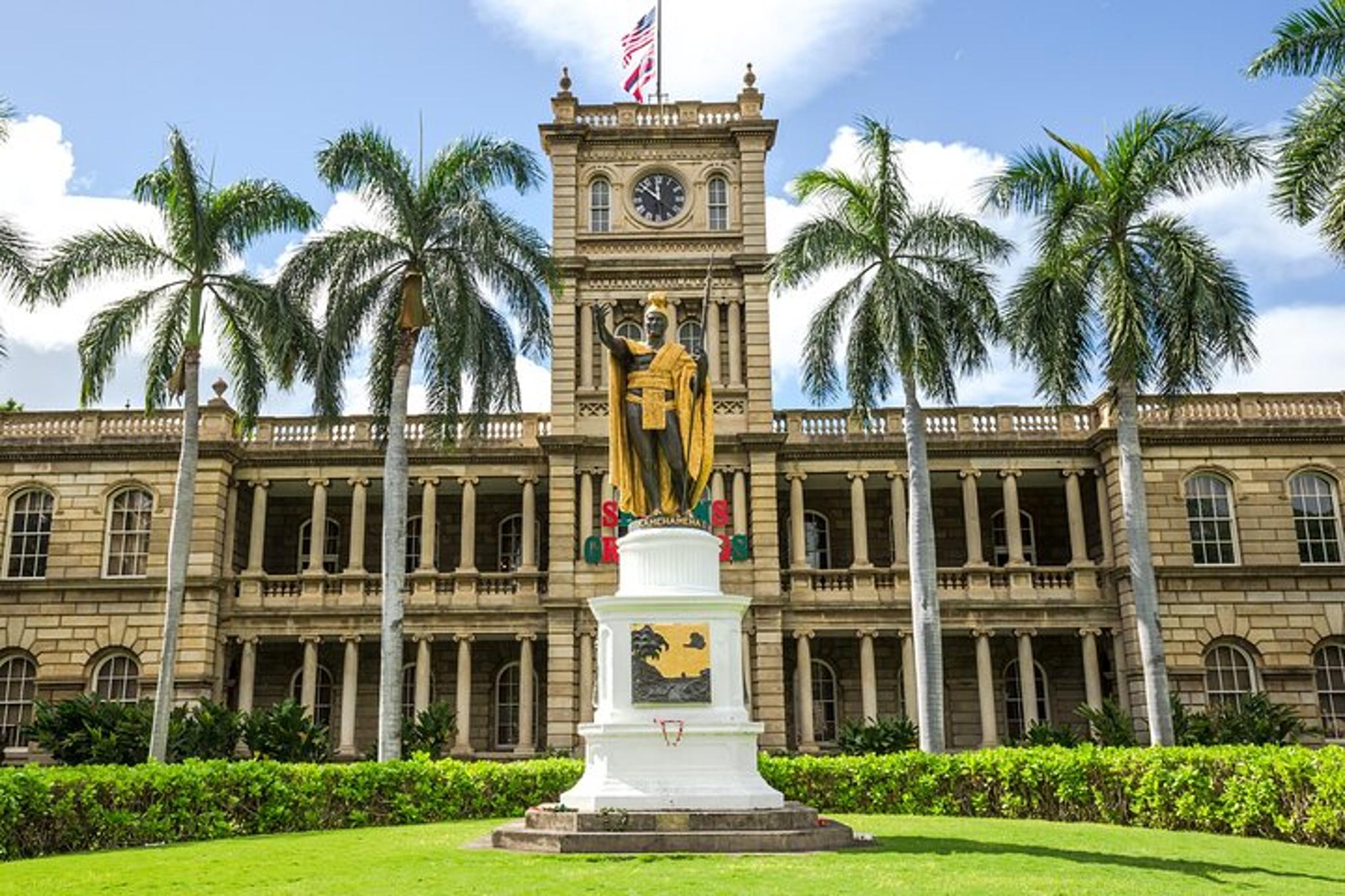 Honolulu Pearl Harbor and USS Arizona Tour