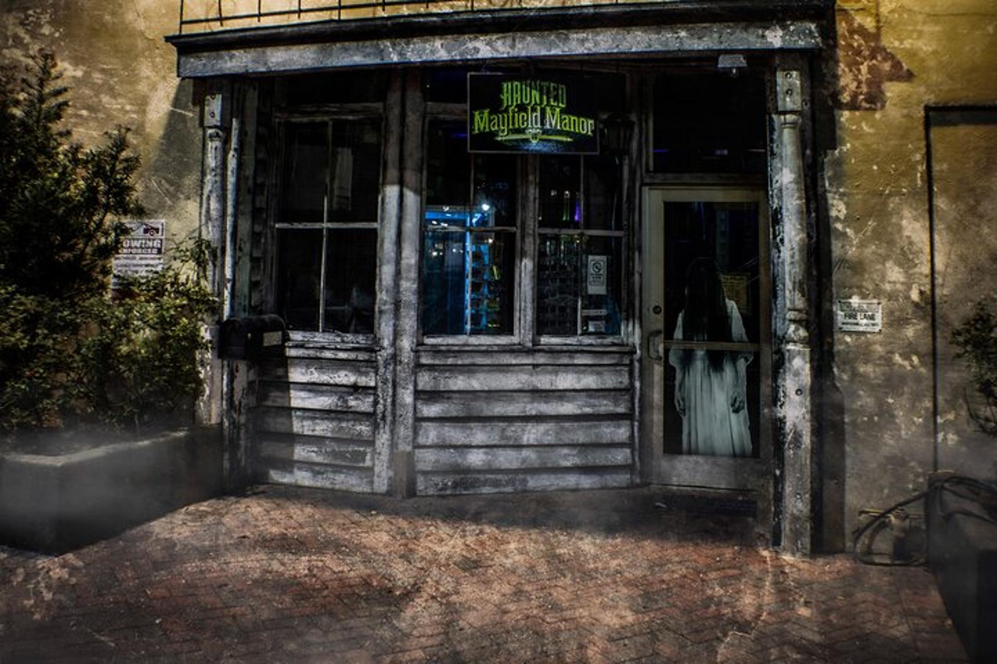 Galveston Ghost Tour: Ghouls and Graves - Image 6
