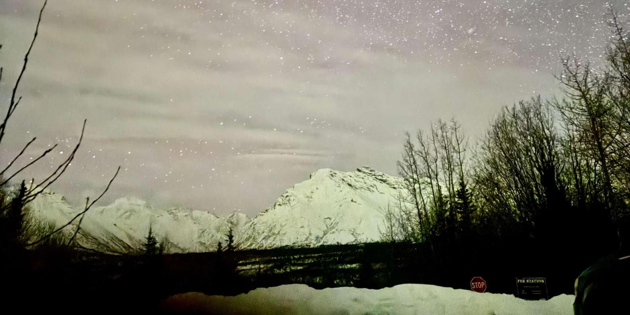 Anchorage Northern Lights Snowshoe Adventure - Image 5