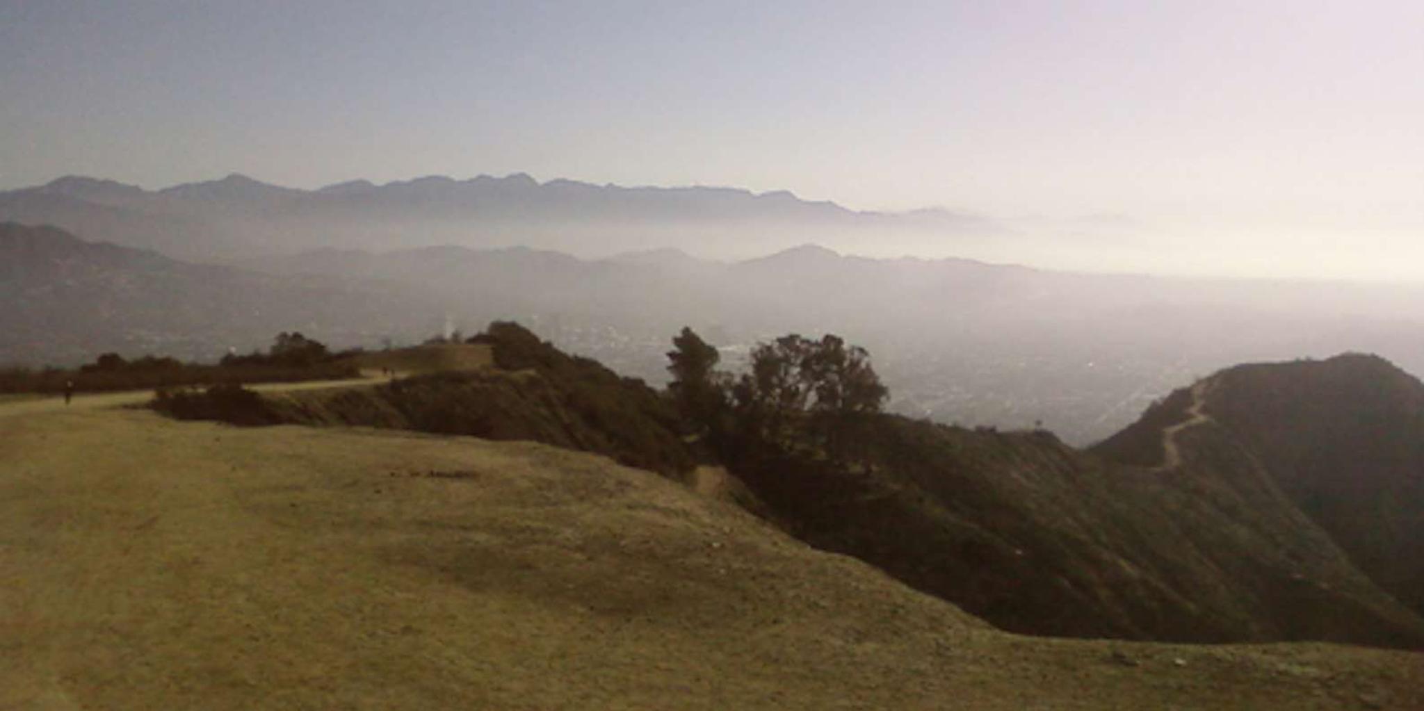 Los Angeles Mulholland Trail Horseback Riding Tour - Image 6