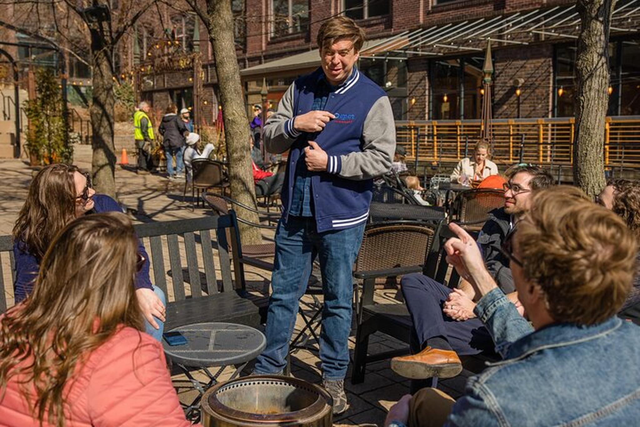 Minneapolis Bar Crawl: Hidden Bars & Stories - Image 6